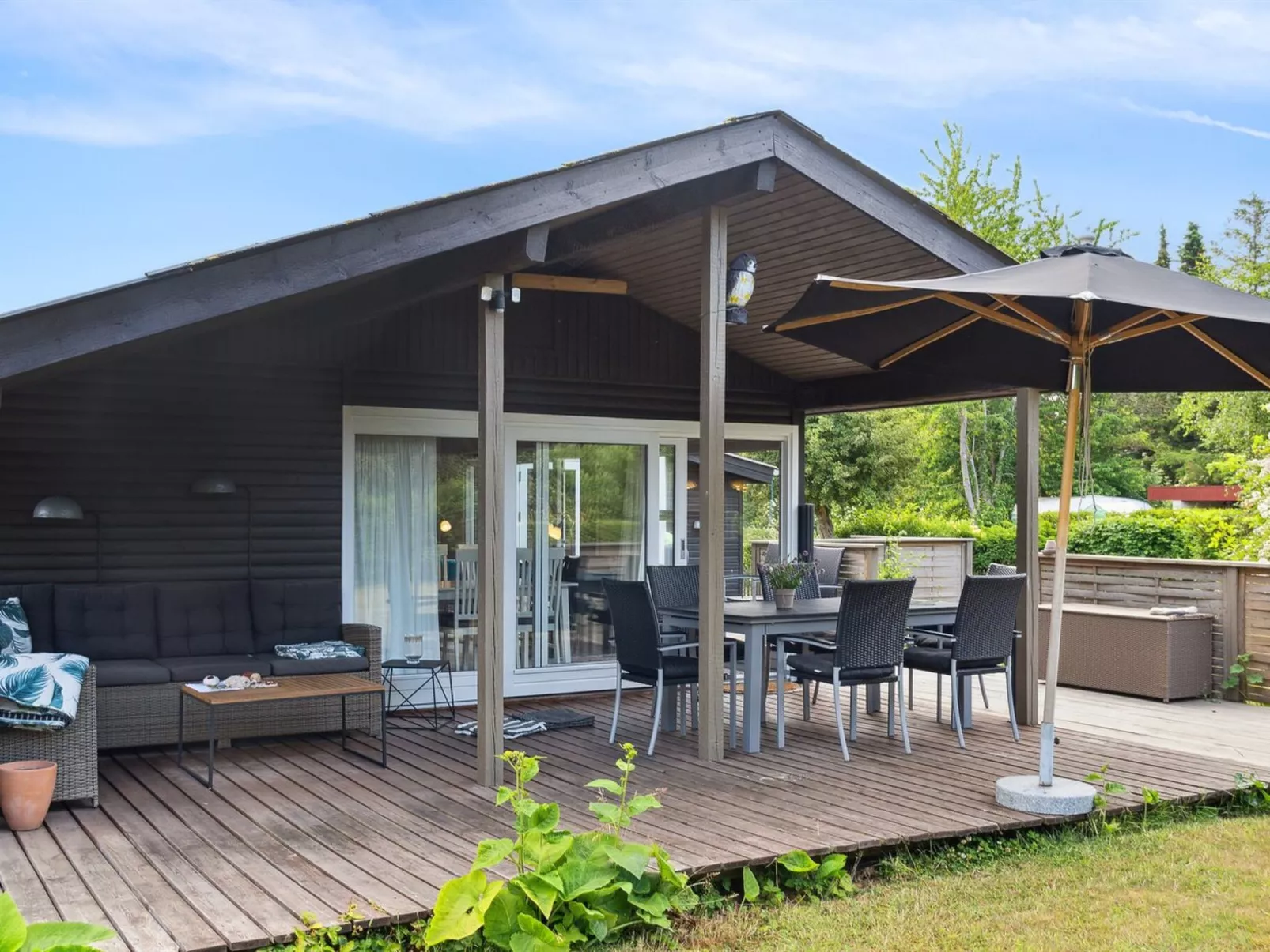 "Holmwith" - 200m from the sea-Outside