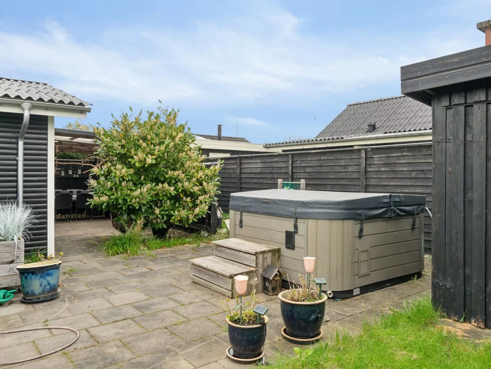 "Ritha" - 175m from the sea-Outside