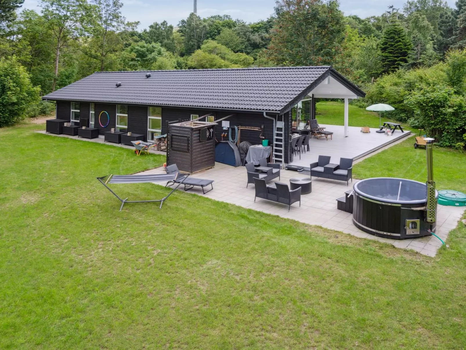 "Anett" - 375m from the sea-Outside