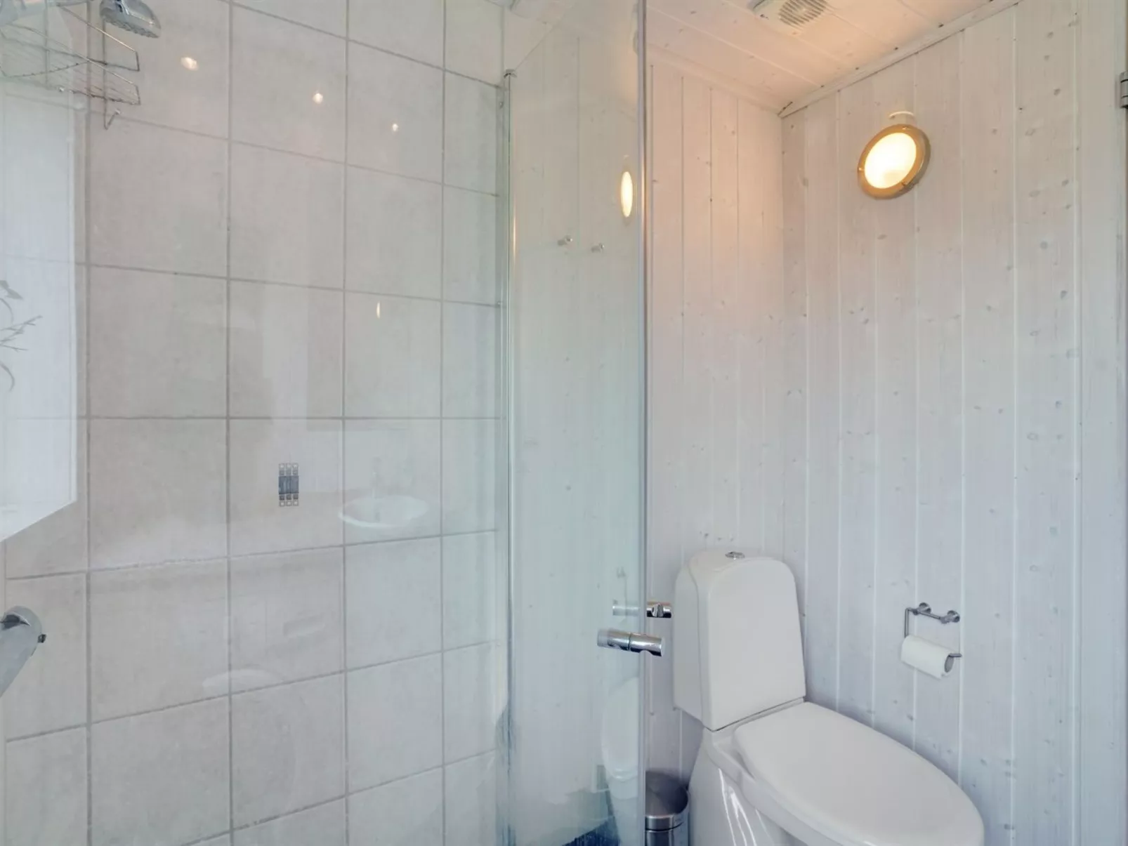 "Liutulf" - 40m from the sea-Inside