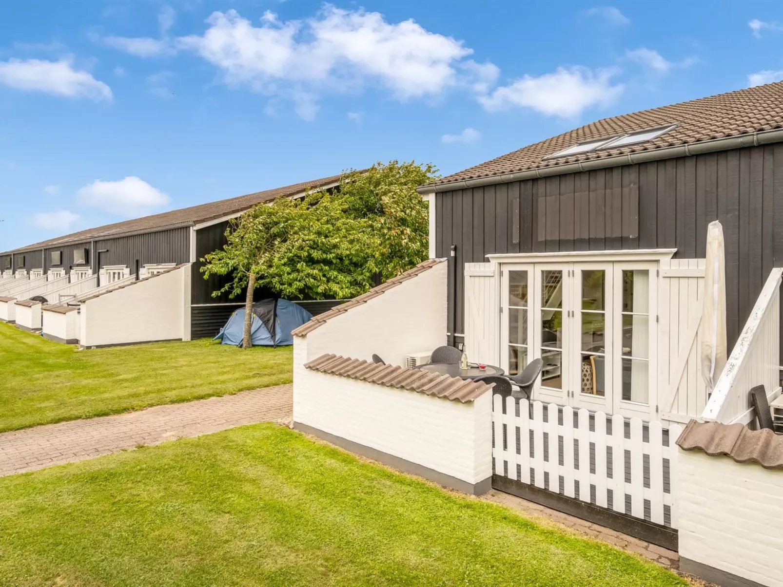 "Milly" - 150m to the fjord-Outside