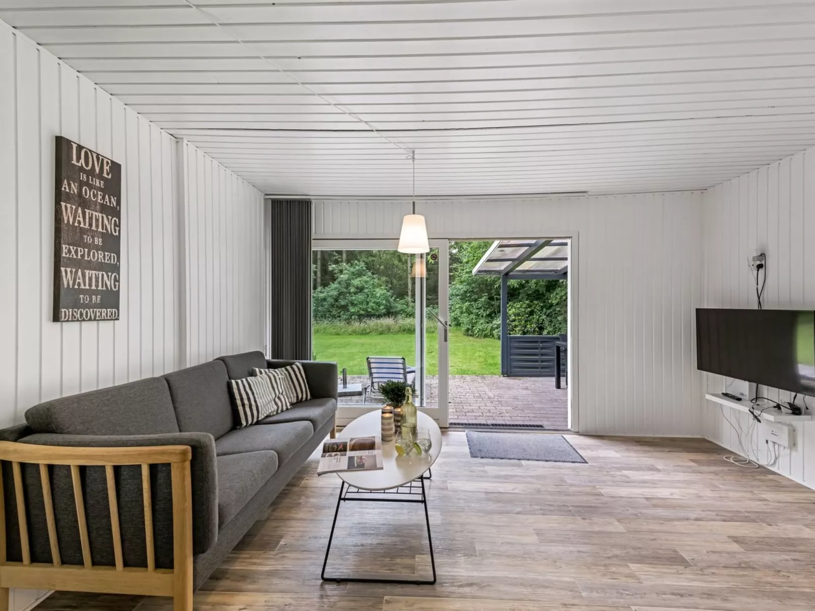 "Tancred" - 30km from the sea-Dedans