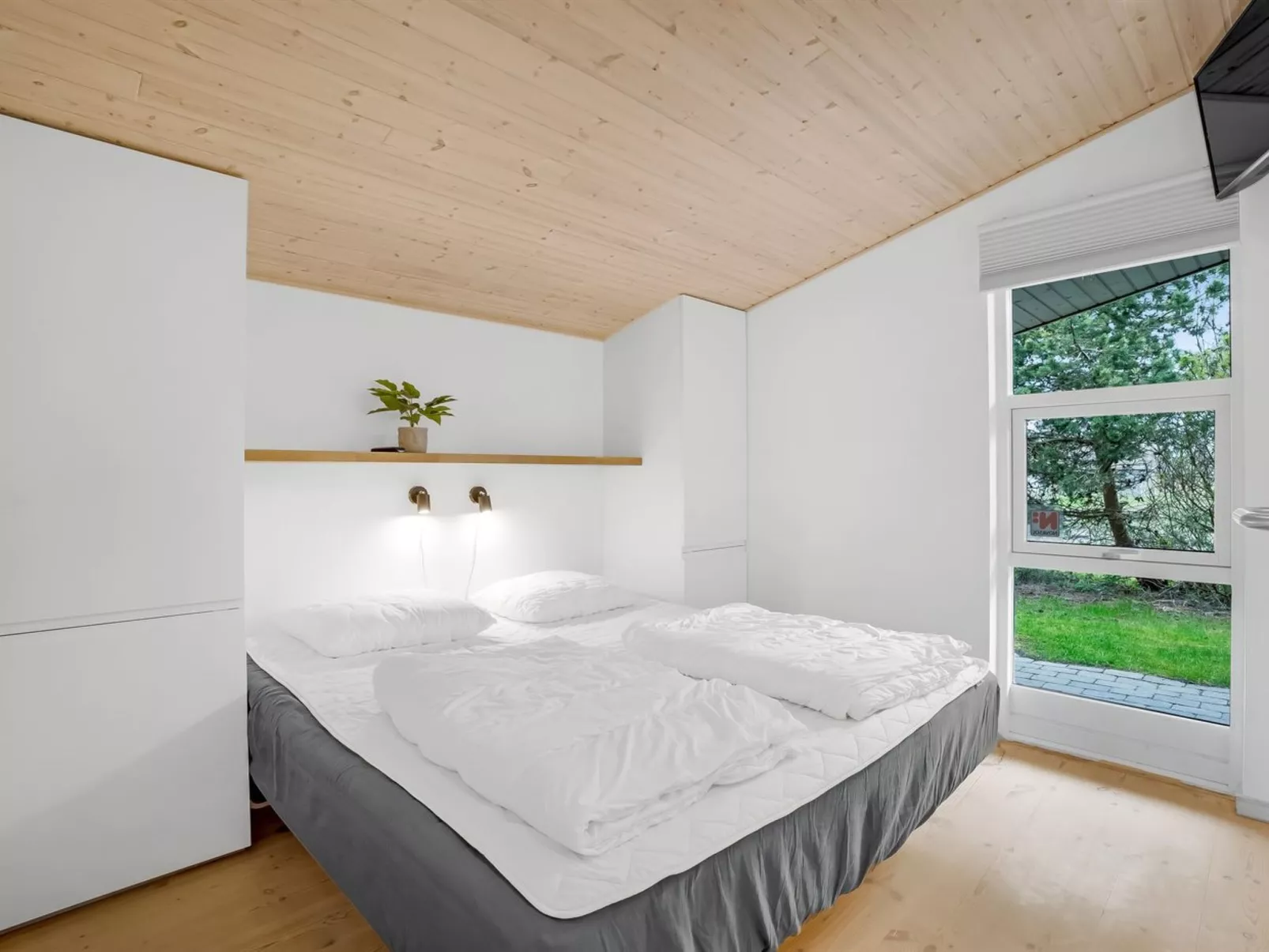 "Helena" - 700m from the sea-Inside