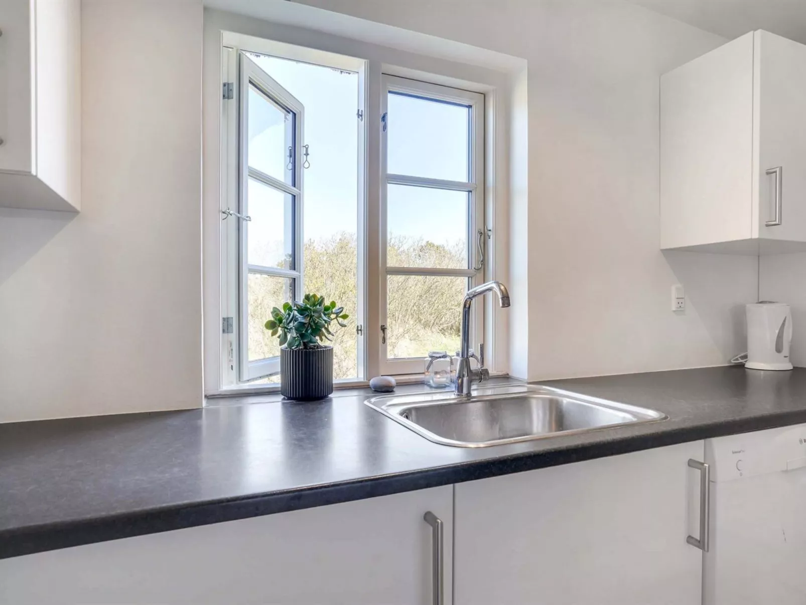 "Domnika" - 350m from the sea-Inside