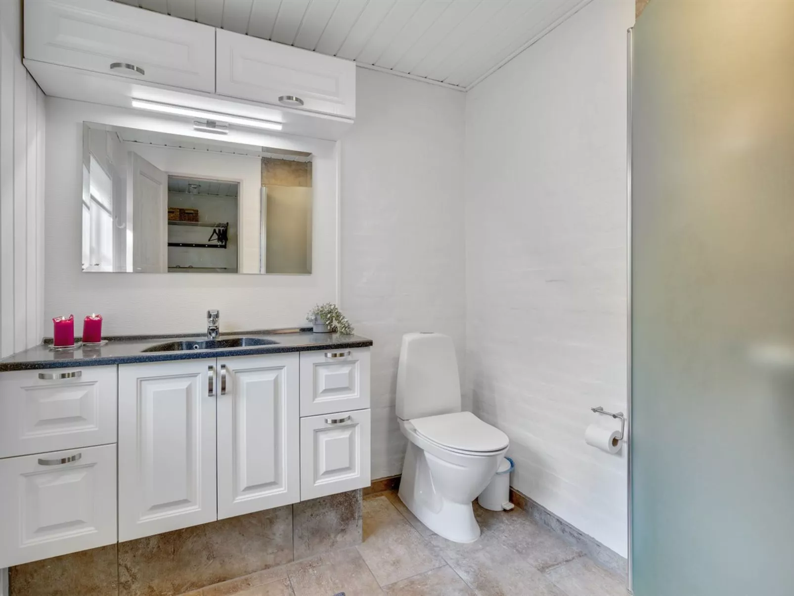 "Alwina" - 2.5km from the sea-Dedans