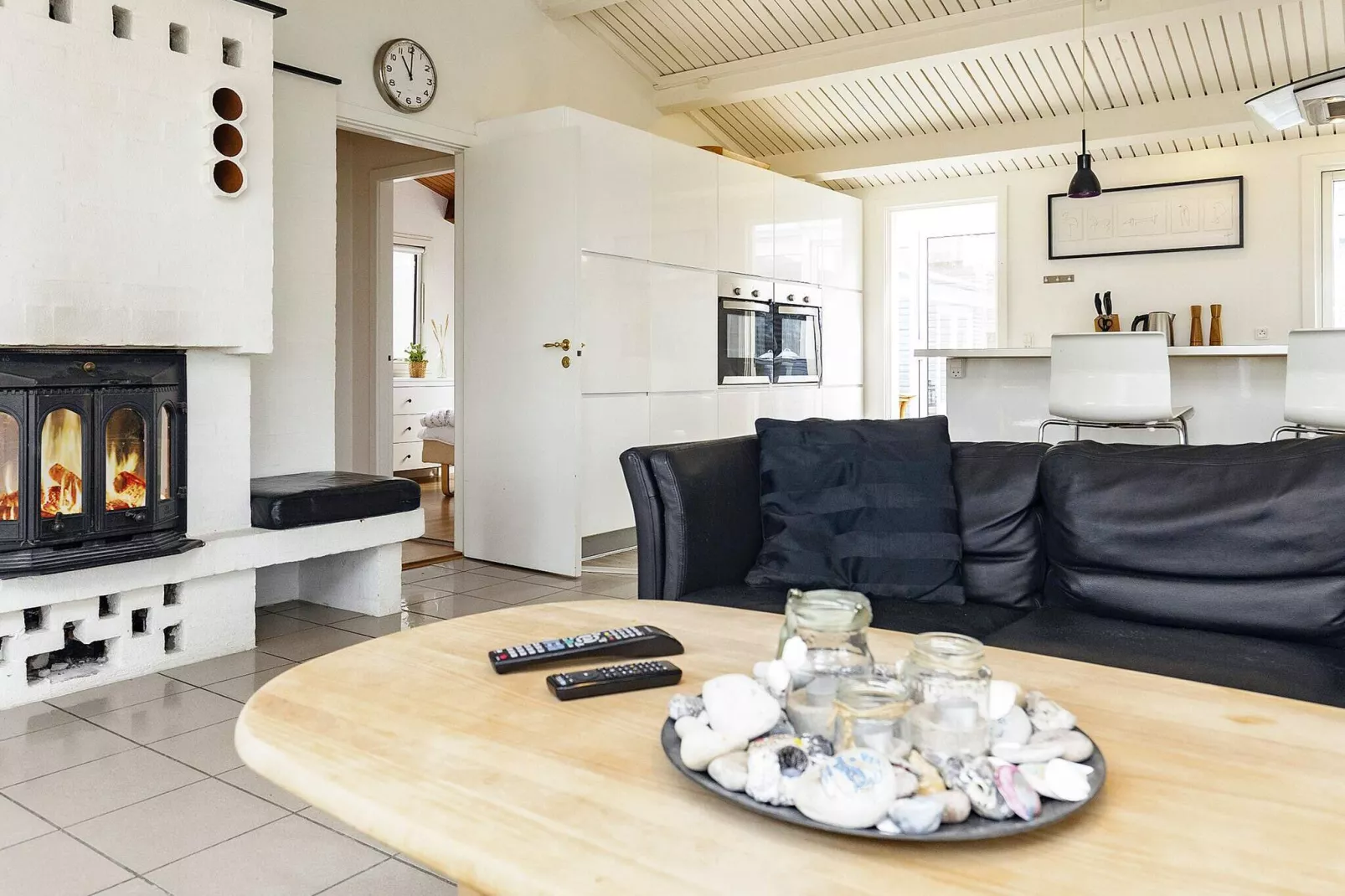 16 person holiday home in Humble-Indoor