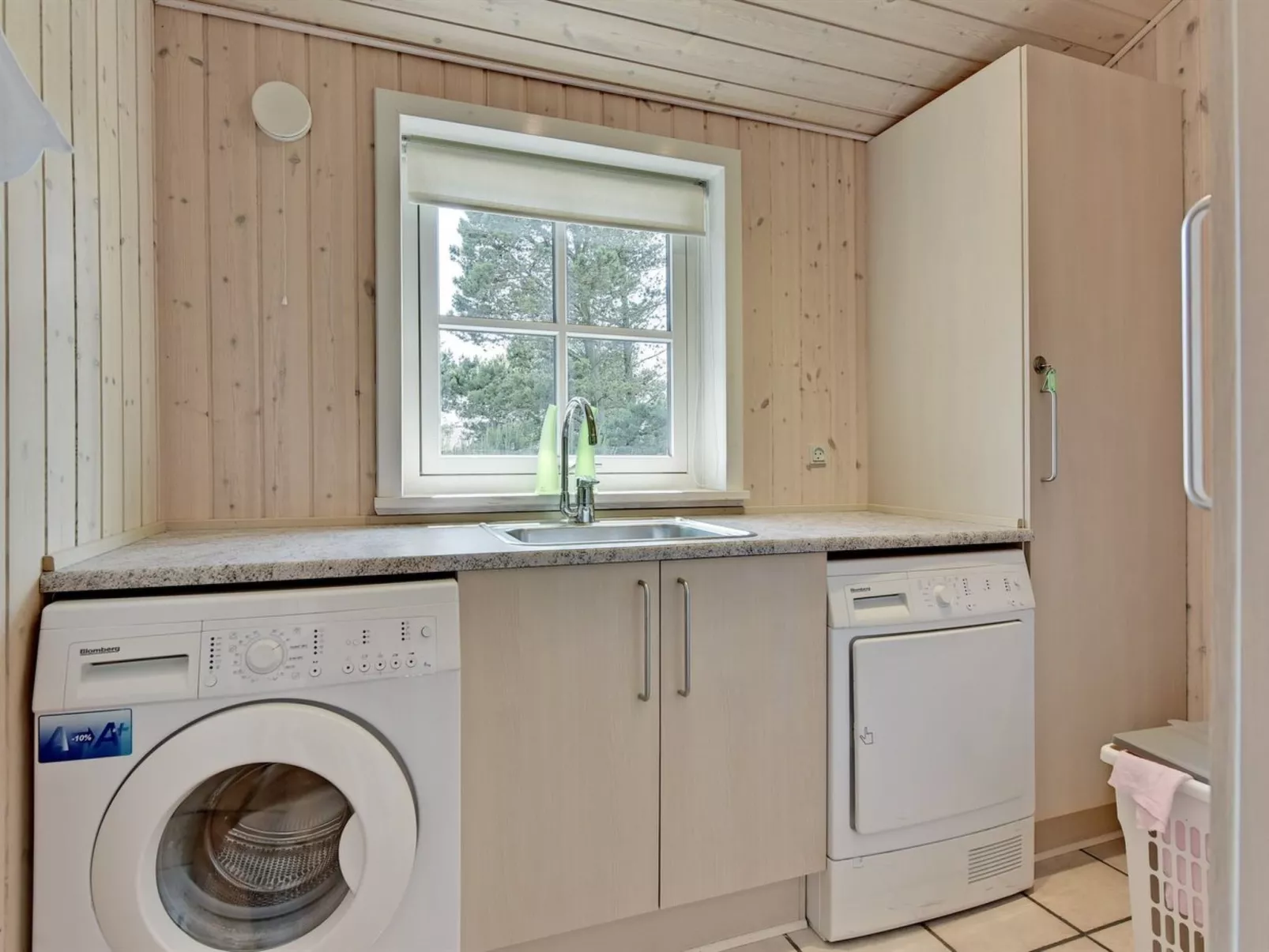 "Elli" - 700m from the sea-Dedans