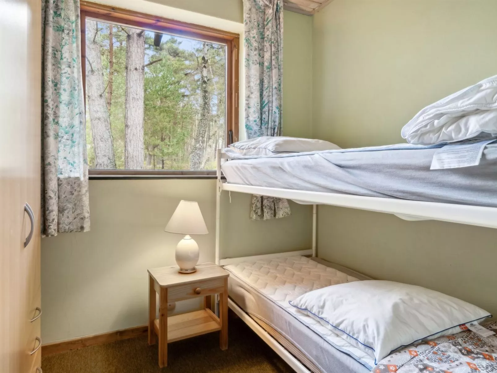 "Awa" - 800m from the sea-Inside