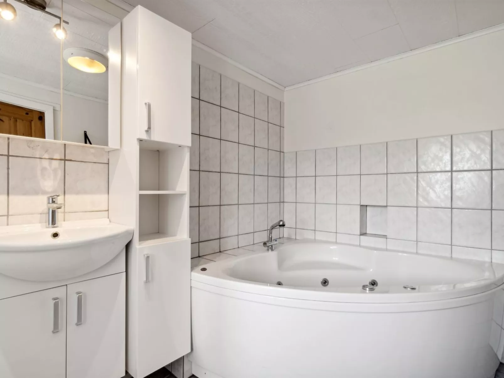 "Ieva" - 3.9km from the sea-Inside