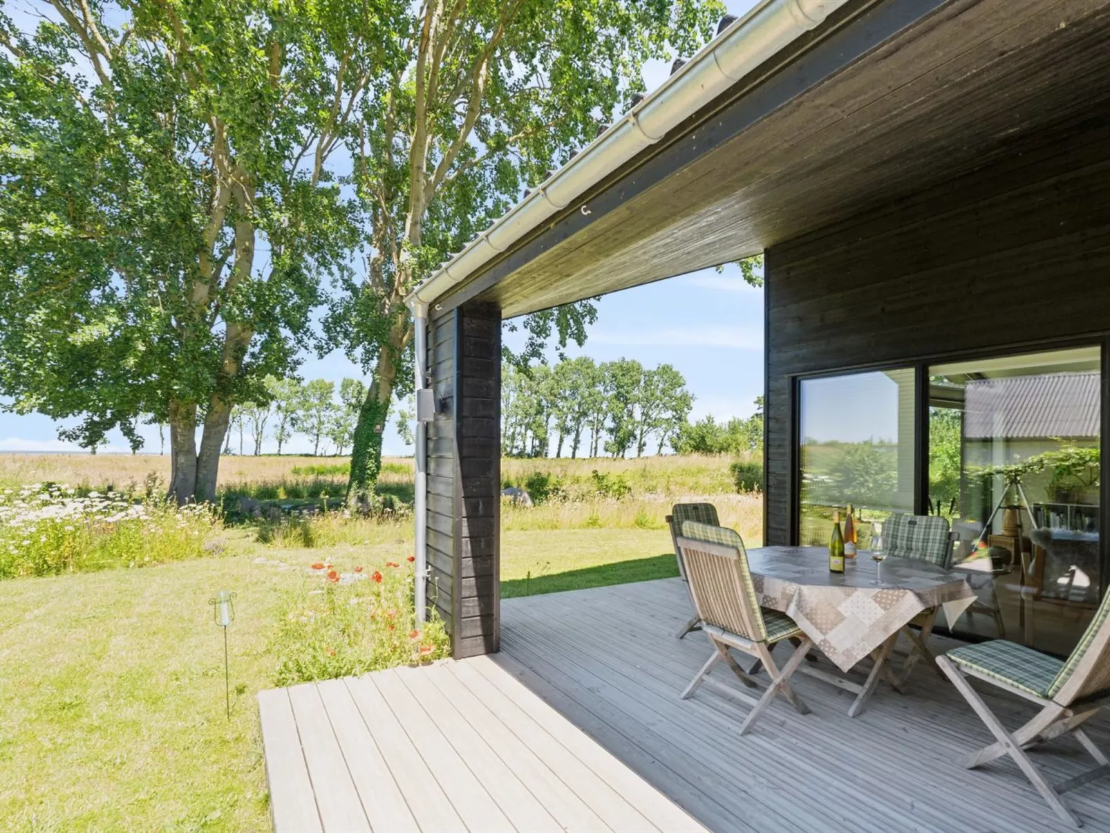 "Huldrik" - 100m from the sea-Outside