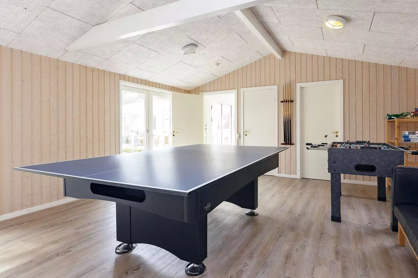 16 person holiday home in Humble-Indoor
