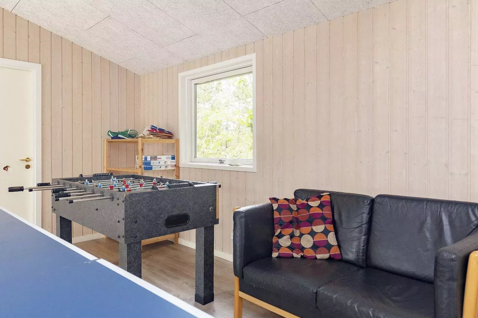 16 person holiday home in Humble-Indoor