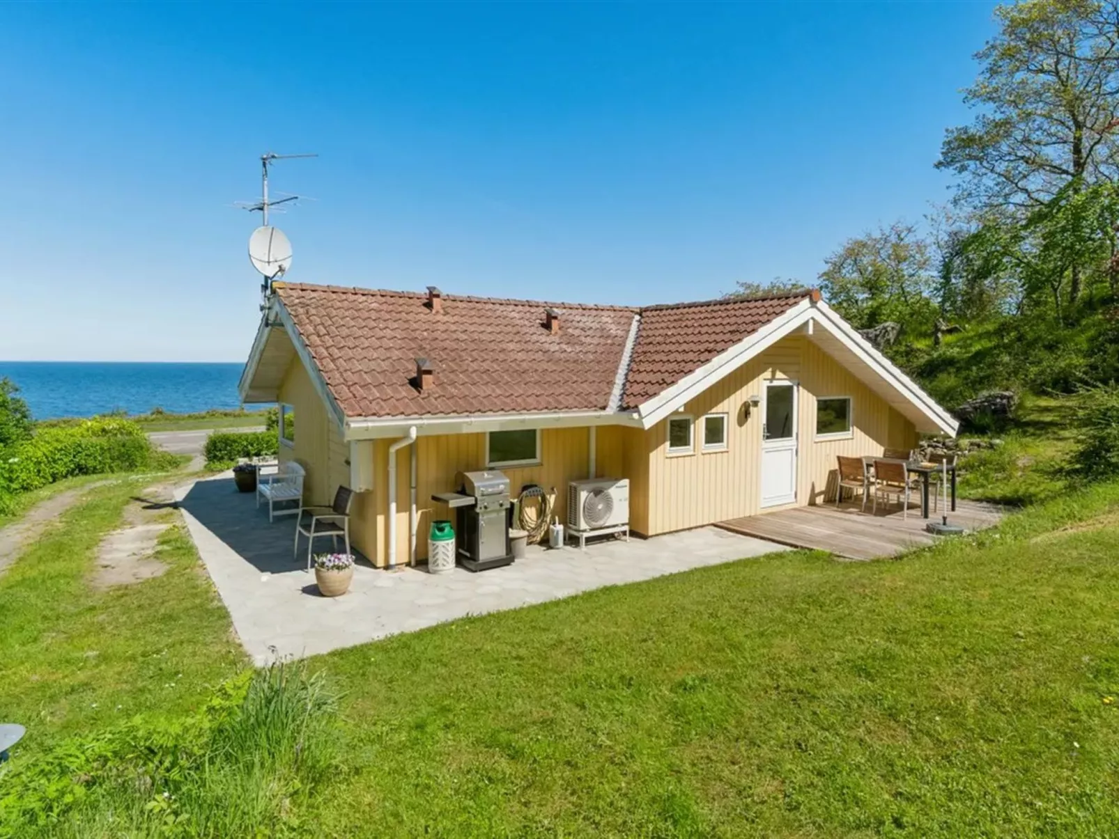 "Henric" - 75m from the sea-Draußen