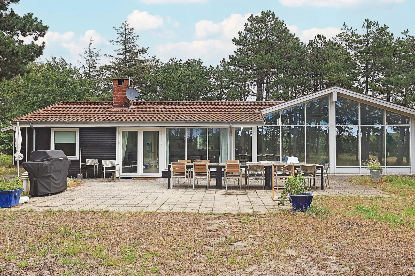 16 person holiday home in Humble-View