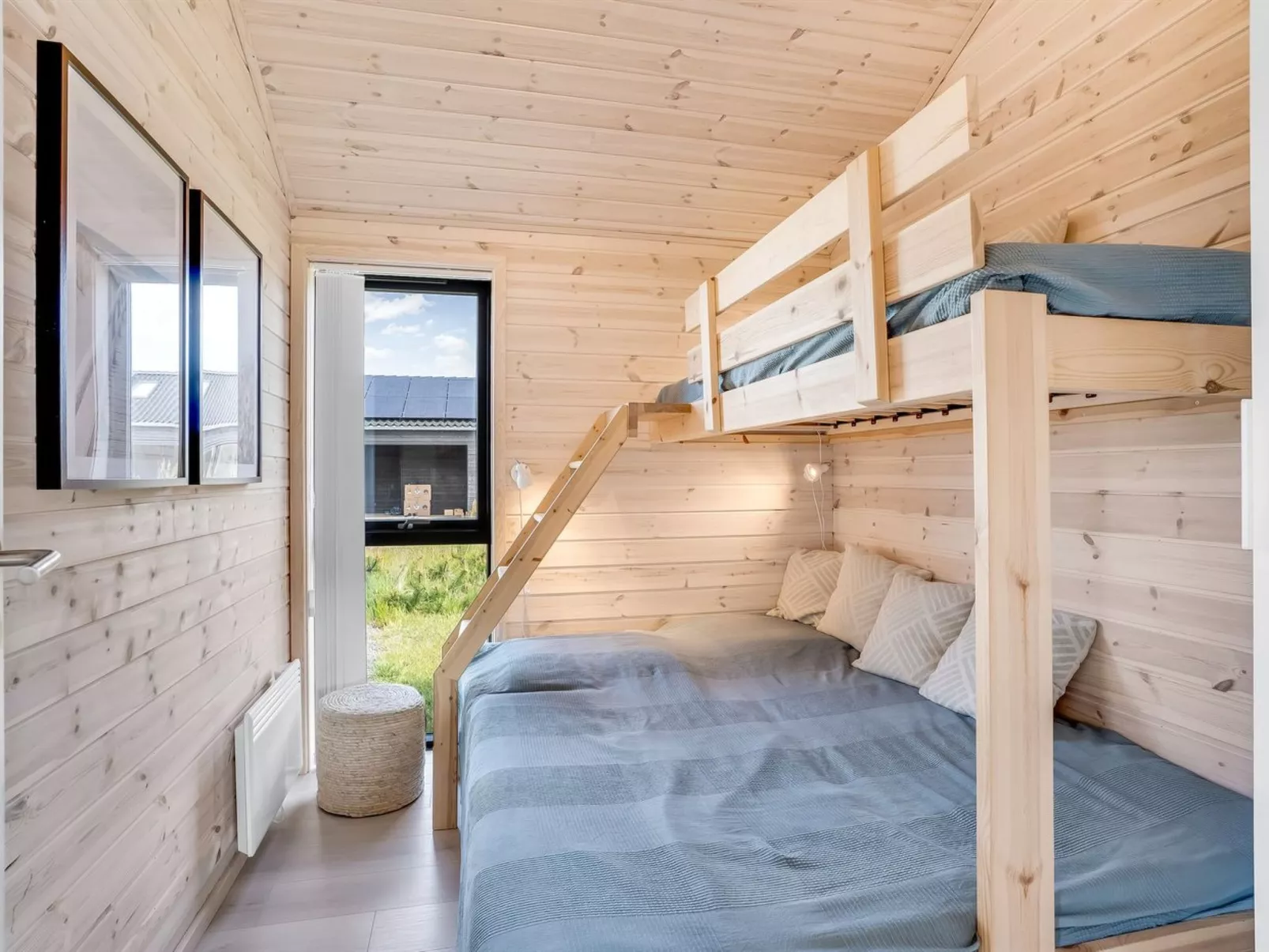 "Edite" - 900m from the sea-Inside