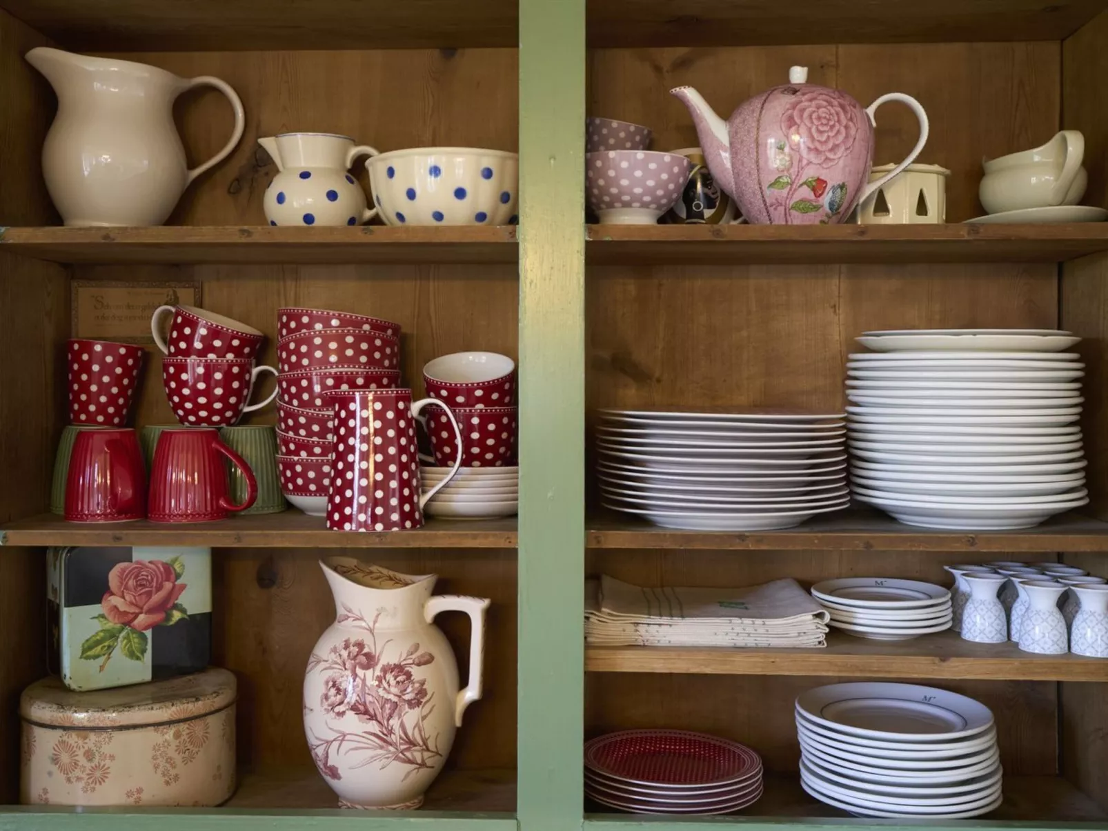 "Merrit" - 250m from the sea-Inside