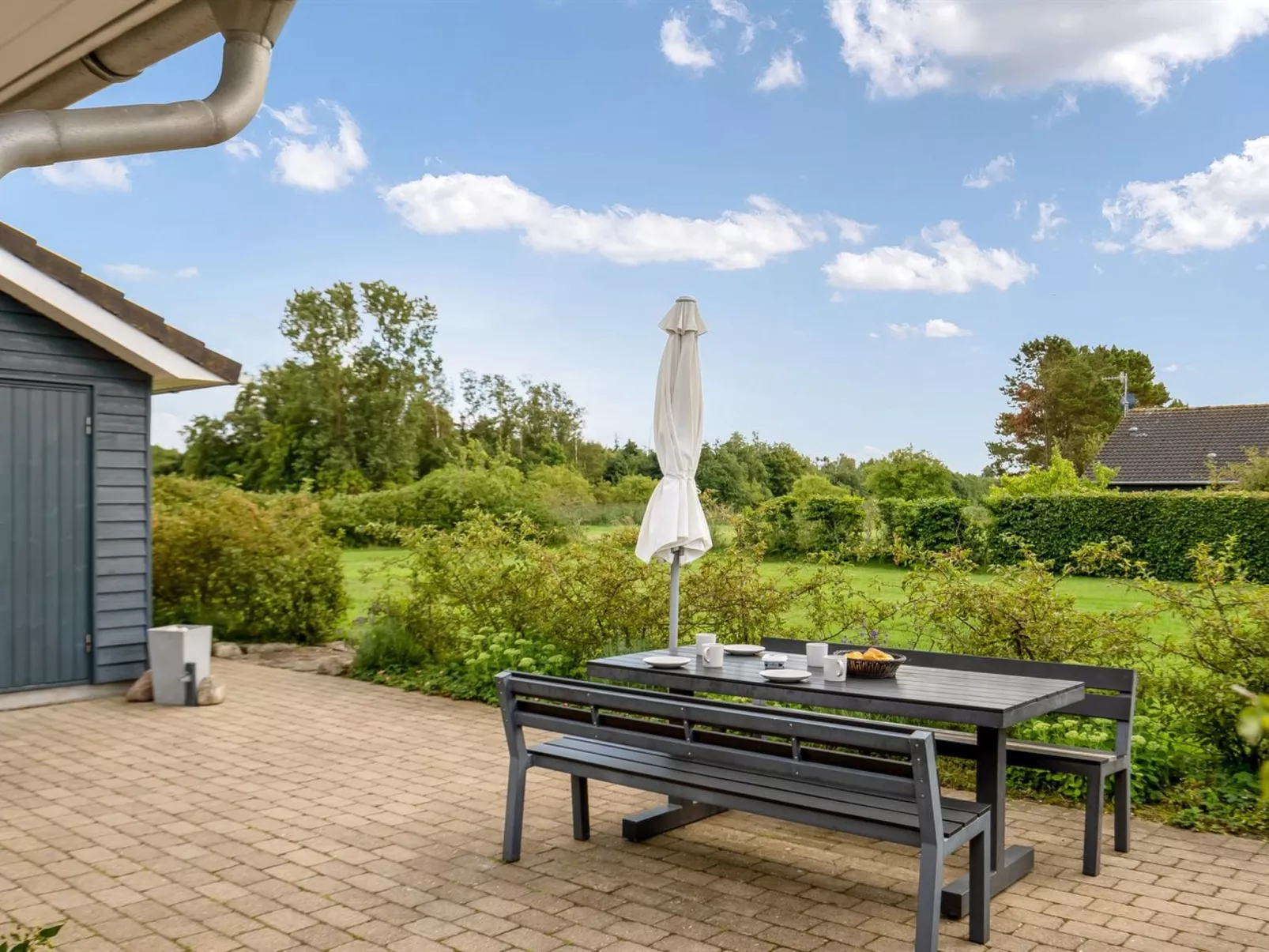 "Lari" - 600m from the sea-Outside