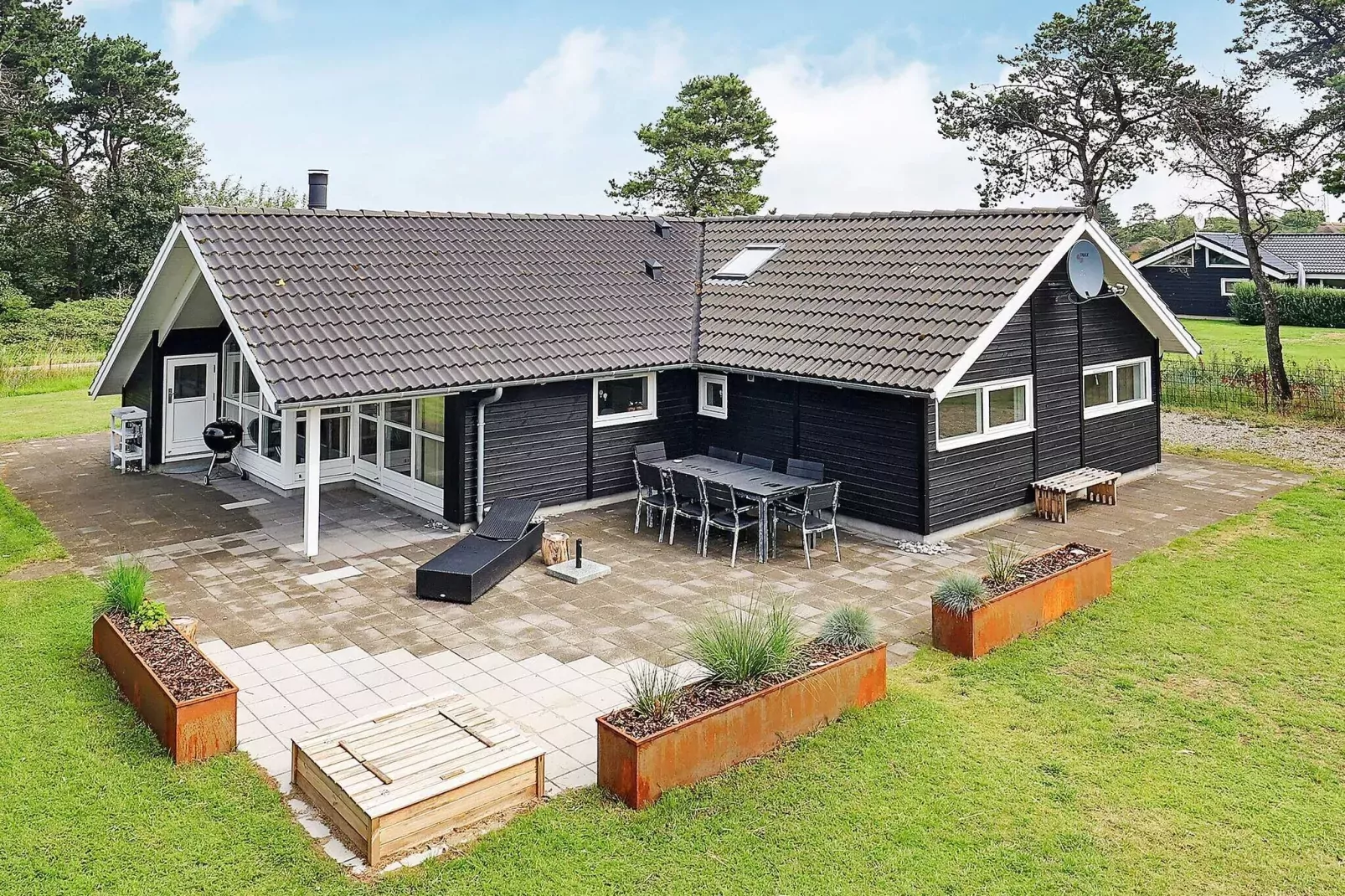 8 person holiday home in Humble