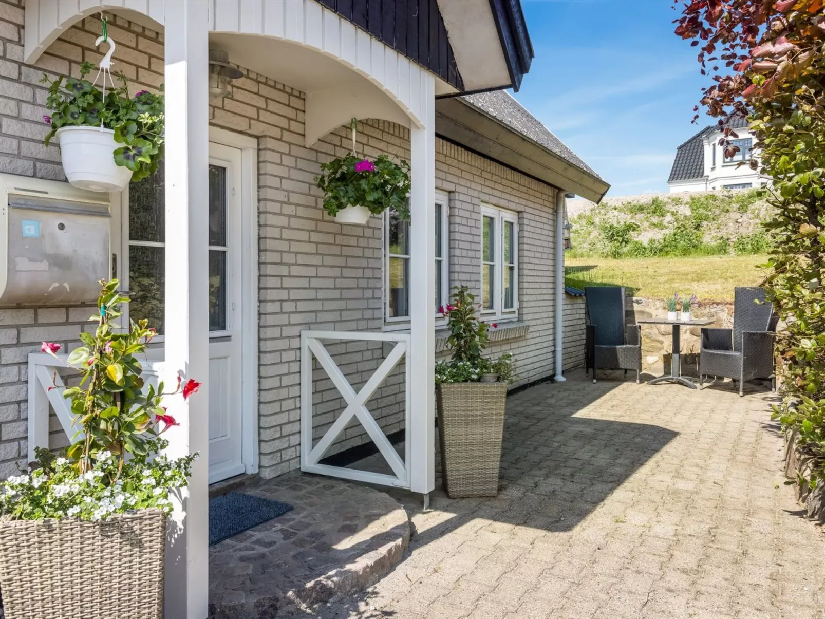 "Gilbert" - 500m from the sea-Draußen