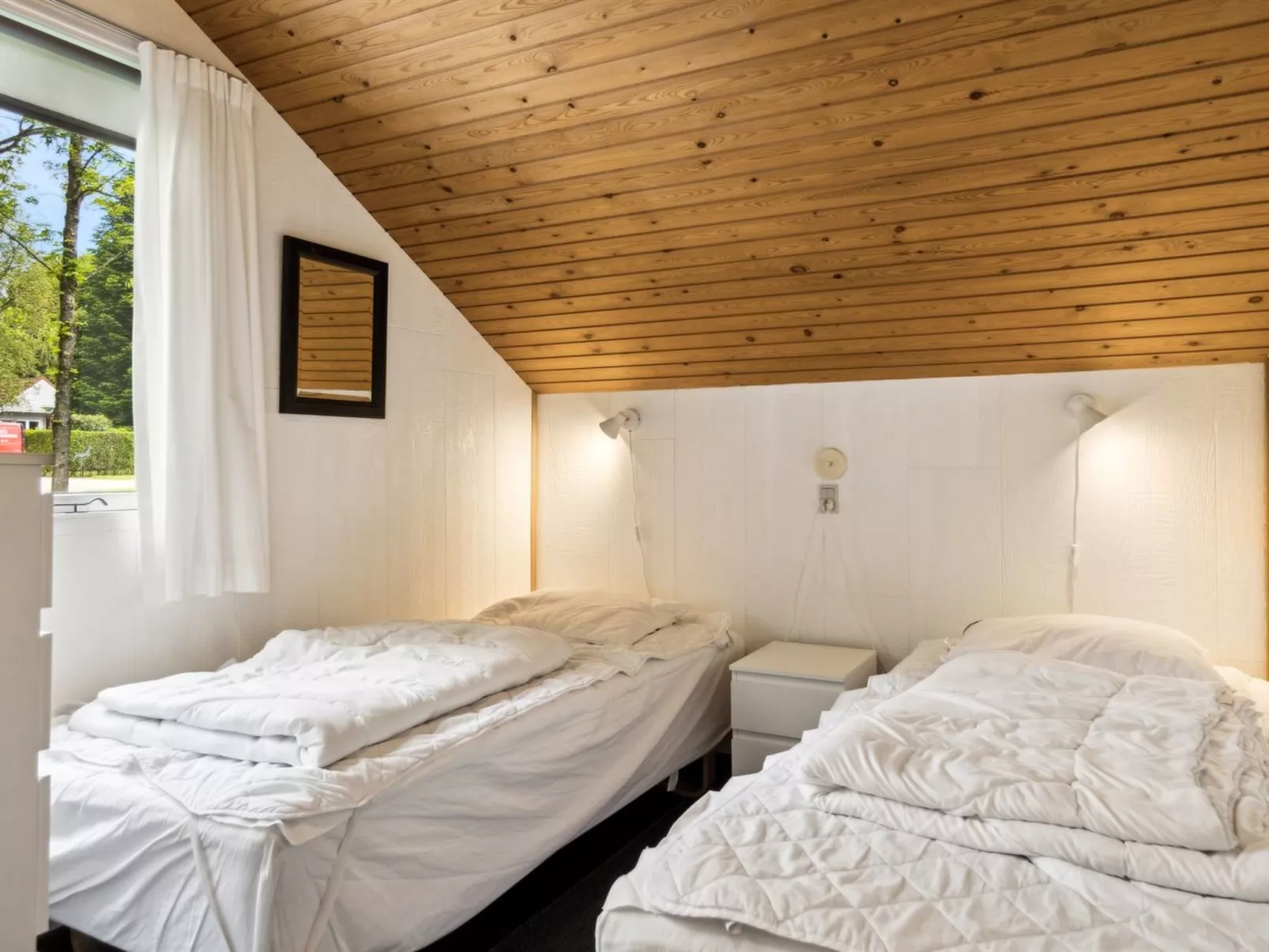 "Hereth" - 30km from the sea-Inside