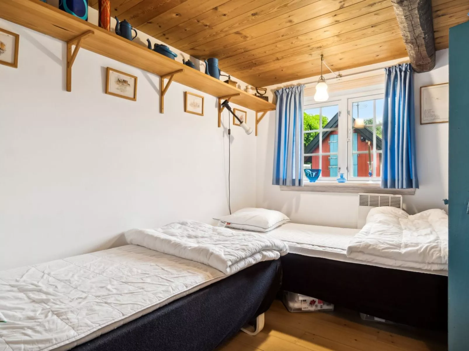 "Leoni" - 115m from the sea-Inside