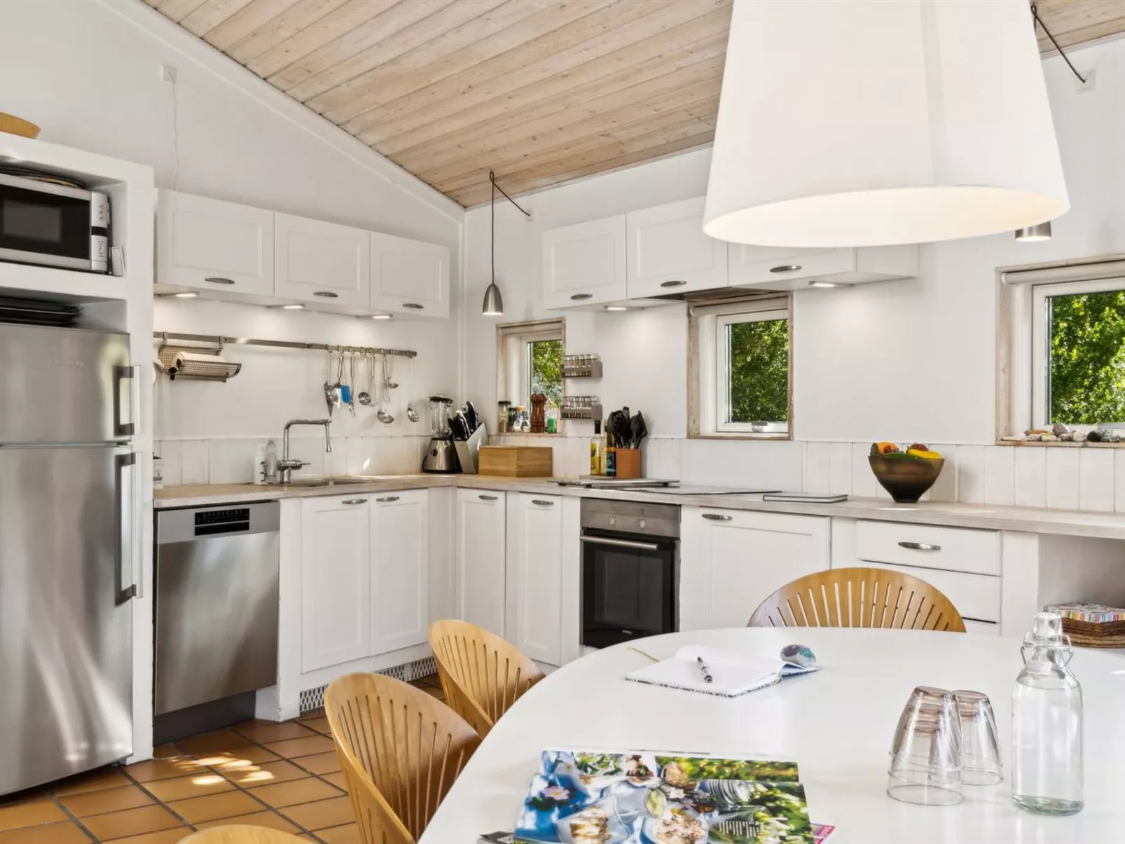 "Magh" - 400m from the sea-Inside