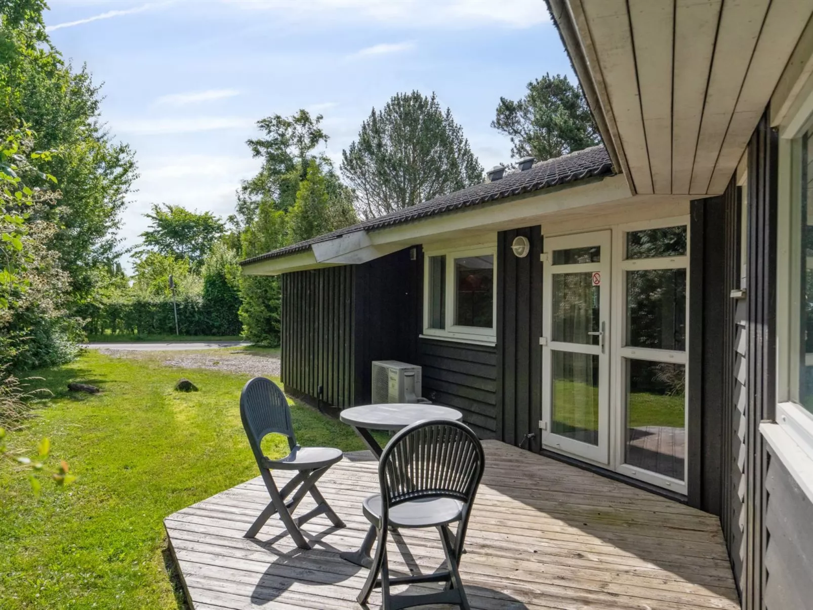 "Falka" - 300m from the sea-Draußen