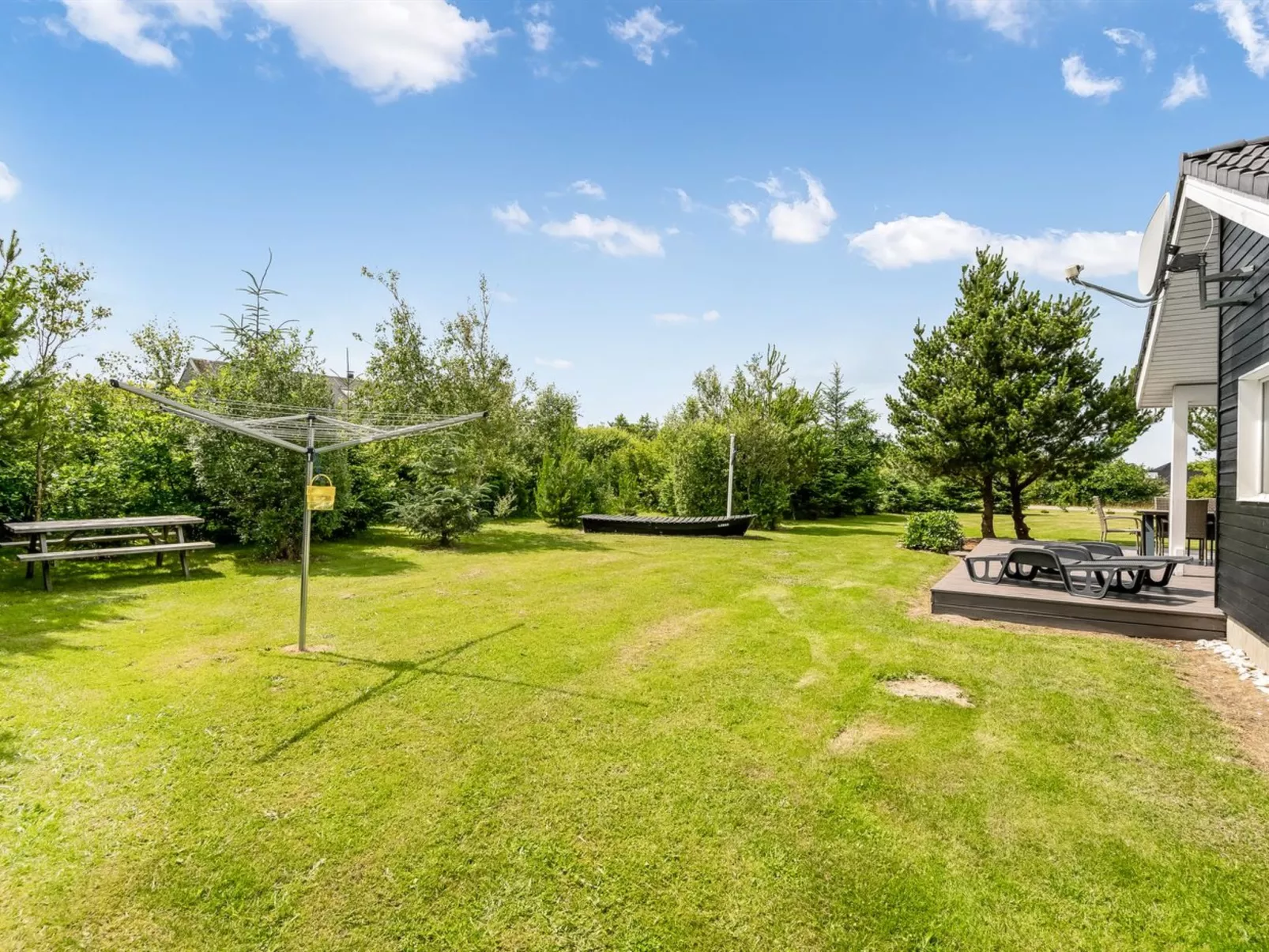 "Lissi" - 3.5km from the sea-Outside