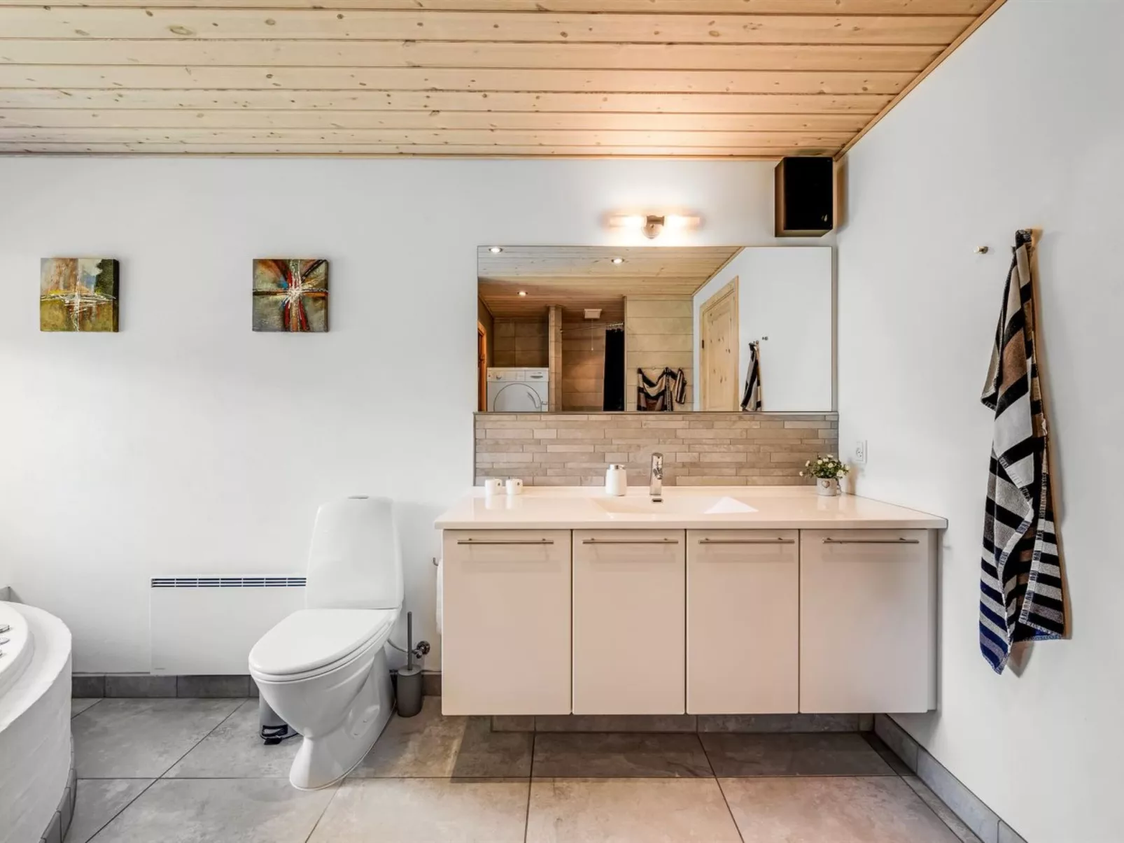 "Fritzi" - 1.7km from the sea-Drinnen