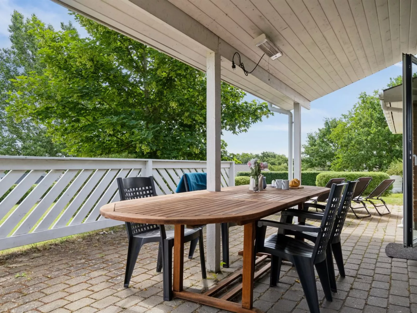 "Svenn" - 300m from the sea-Draußen