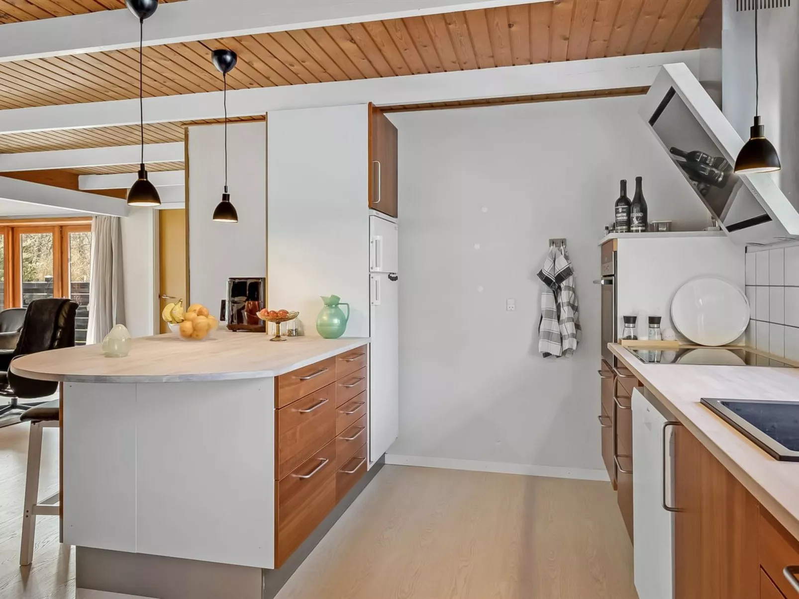 "Berner" - 30km from the sea-Inside