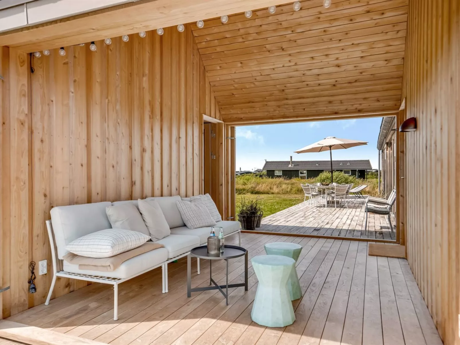 "Onni" - 250m from the sea-Dehors