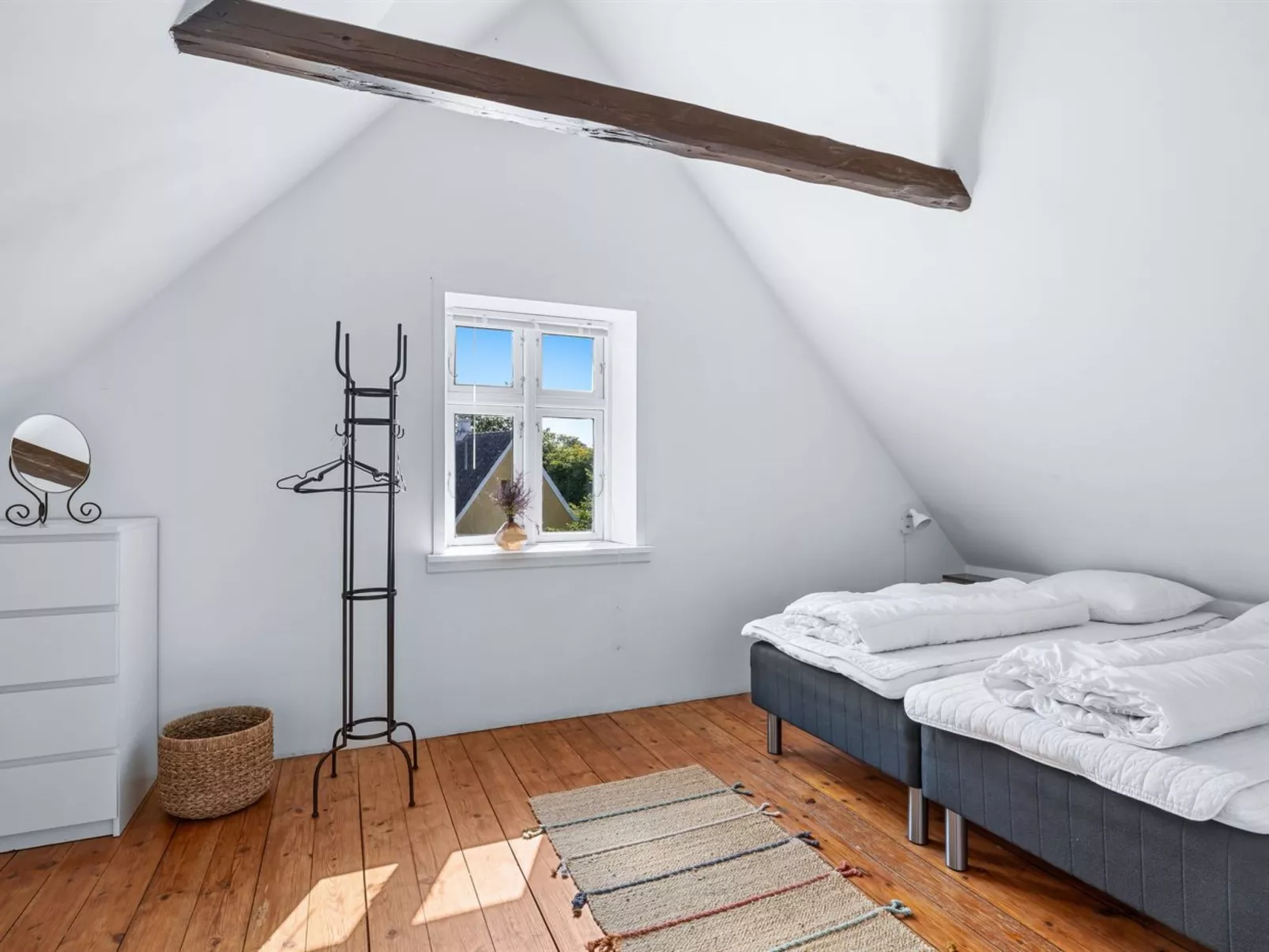 "Huno" - 2km from the sea-Inside