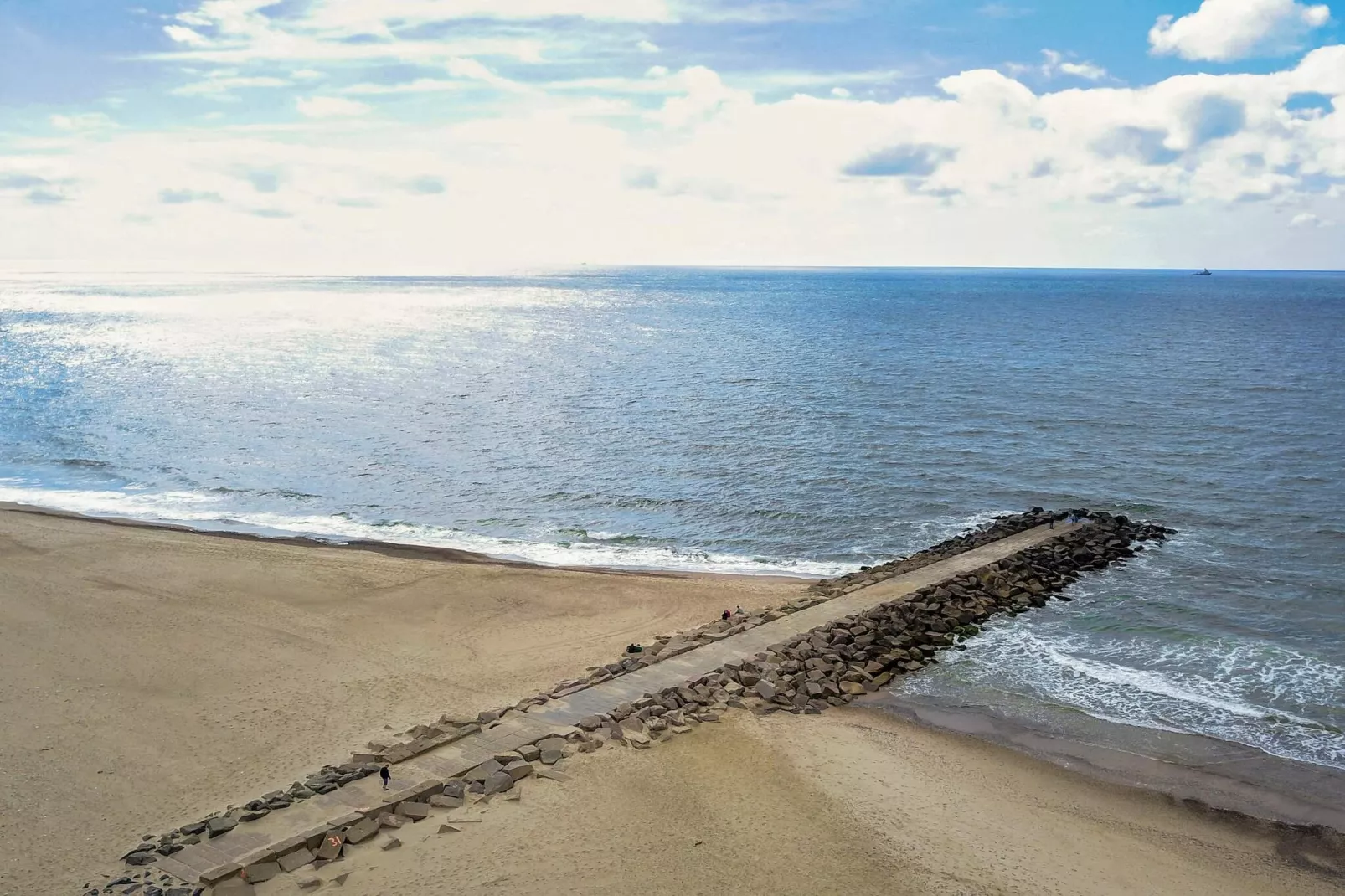 Luxury Pool House near Sea - By Traum Ferienwohnungen-Water view