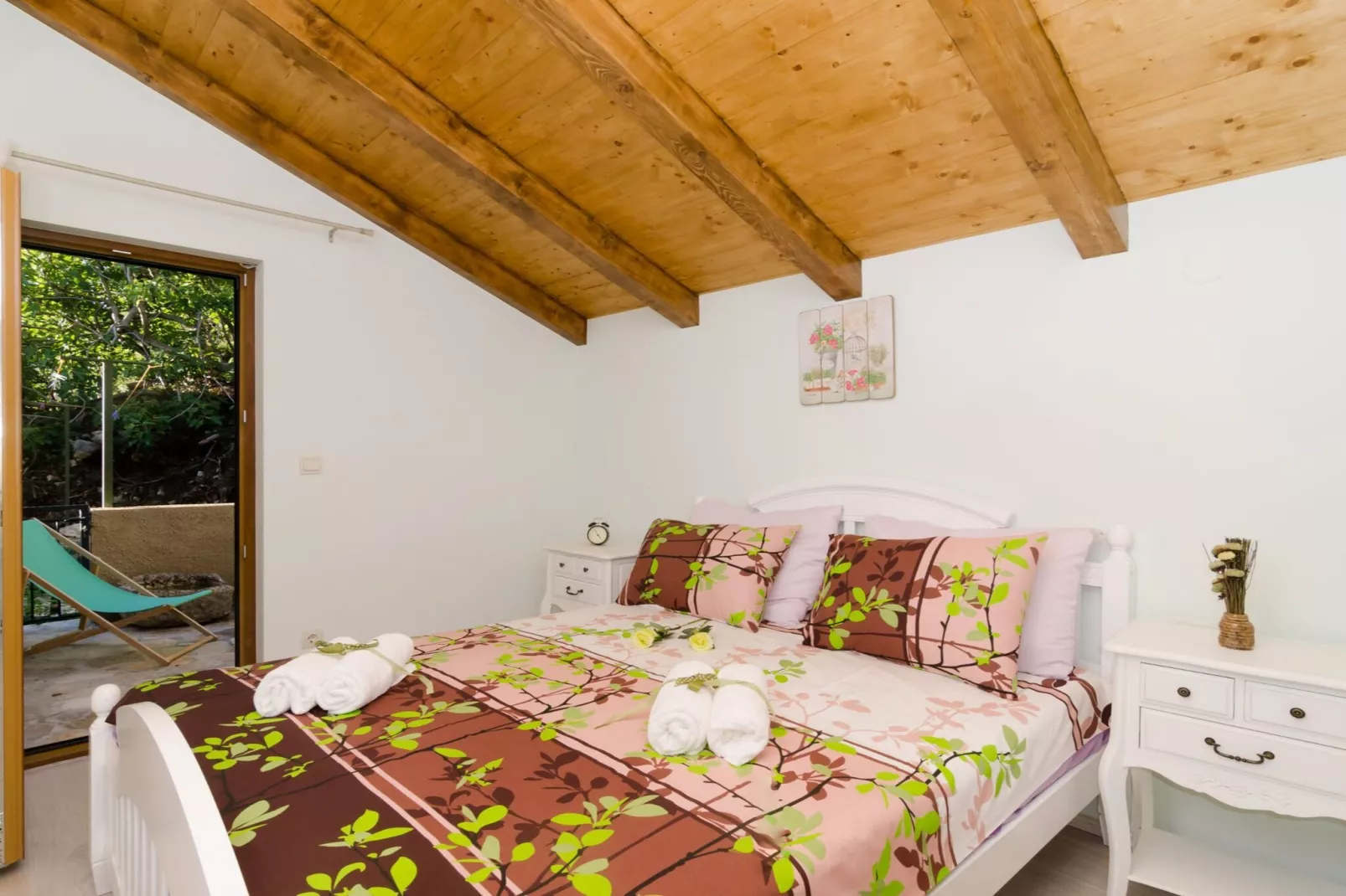 Villa Falcon Rook - Four-Bedroom Villa with Terrace and Swimming Pool-Chambre