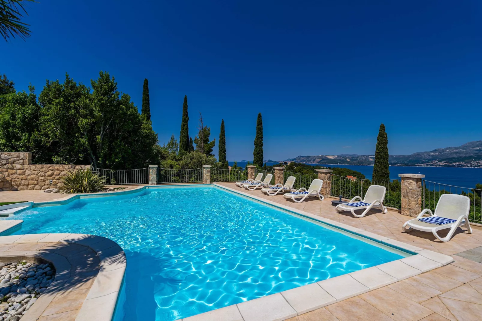 Villa Alegria Cavtat - Comfort Two Bedroom Apartment with Sea View (Apartment C)-Swimming pool