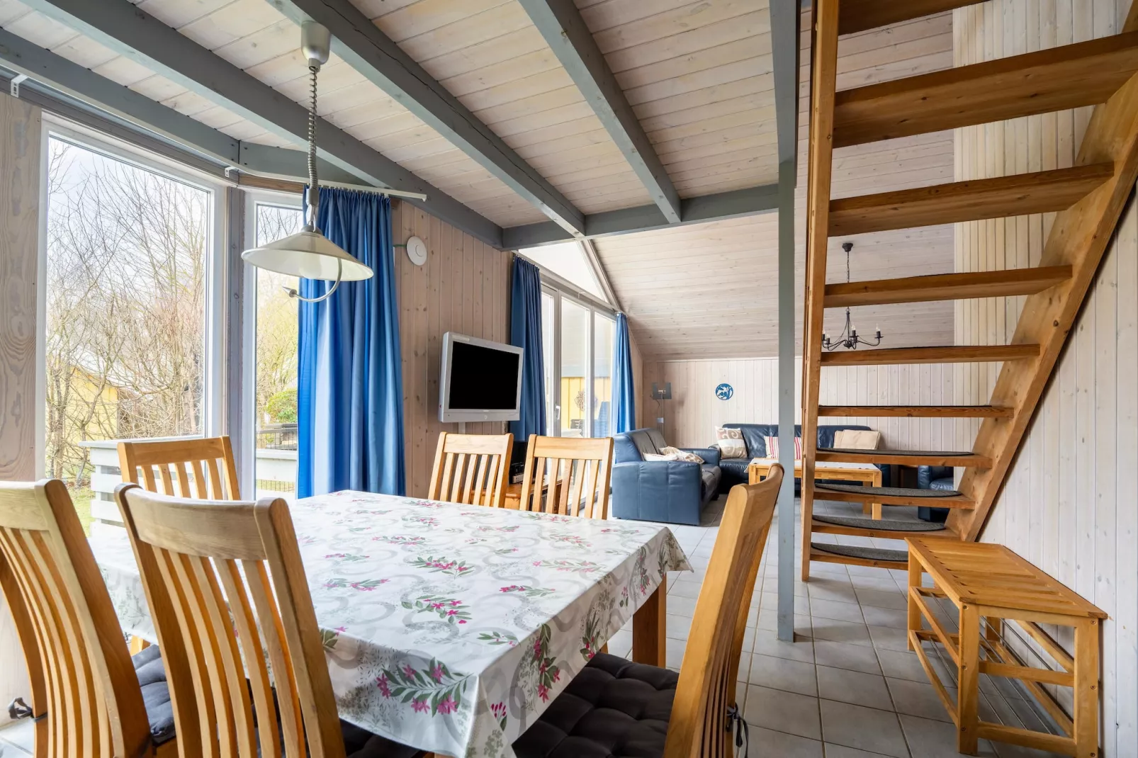FH Wildgans Comfort mit Sauna & Kaminofen 81 qm 81-Esszimmer