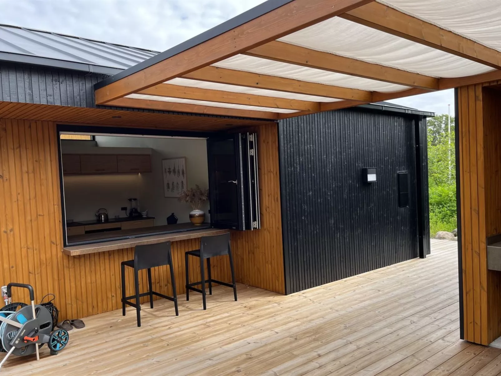 "Jaane" -  from the sea-Dehors