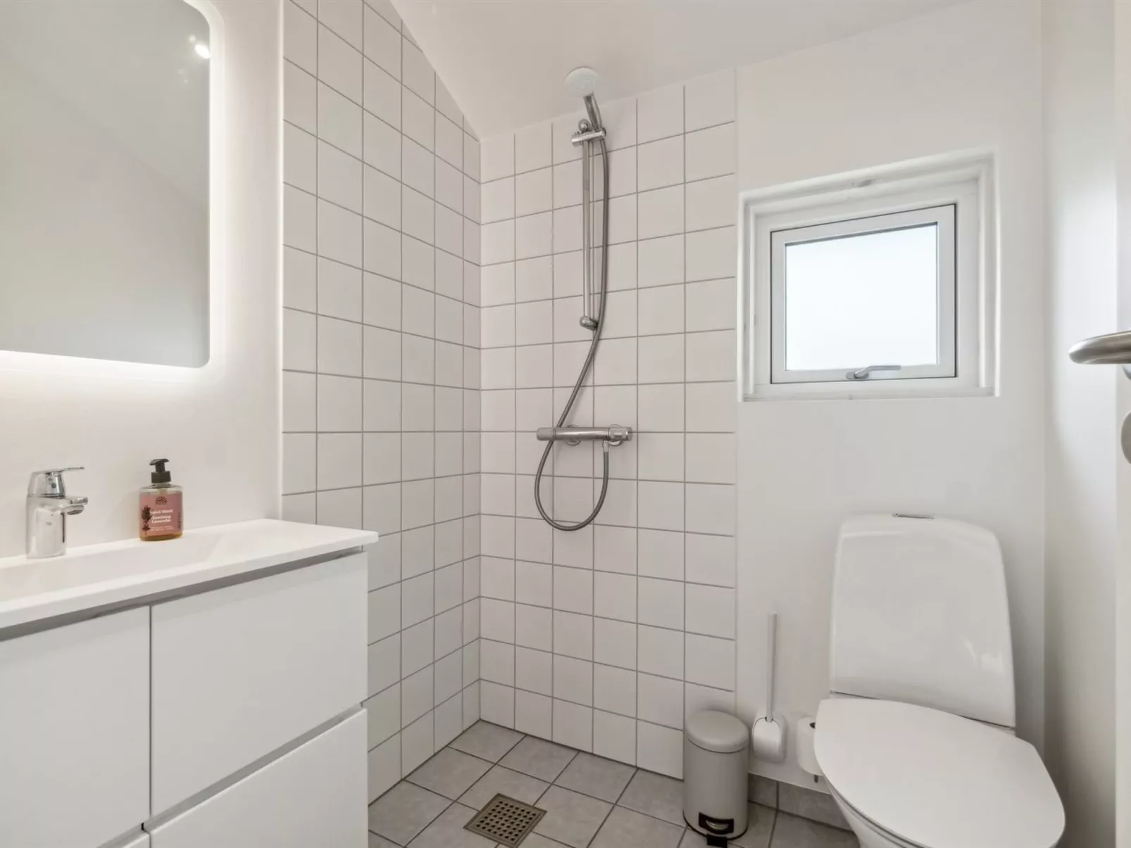 "Vamika" - 300m from the sea-Inside