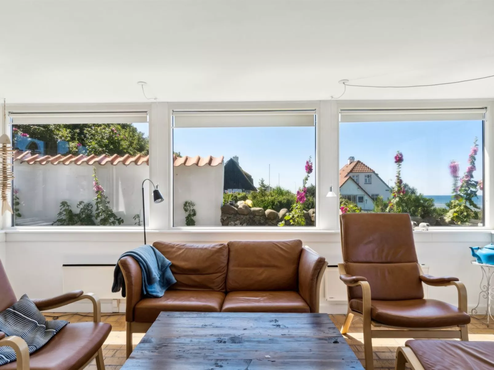 "Susan" - 20m from the sea-Drinnen