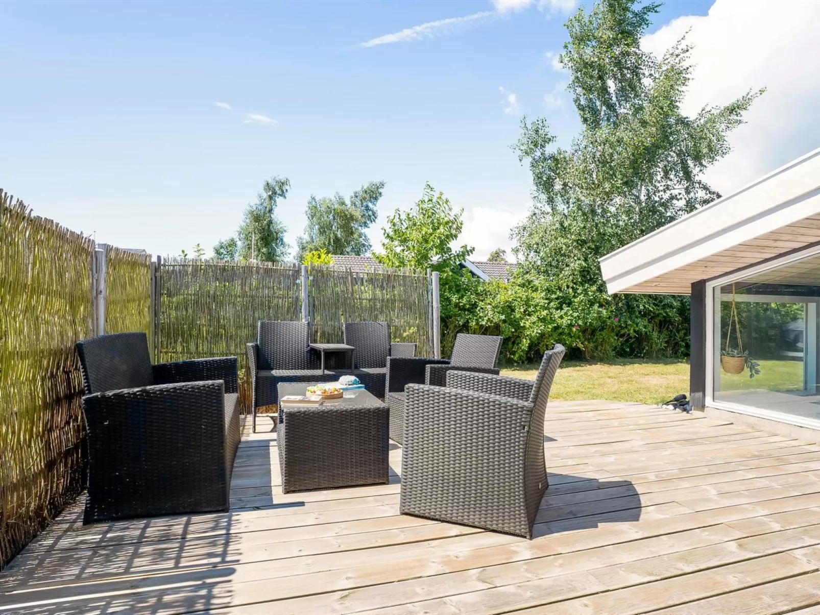 "Estella" - 900m from the sea-Draußen