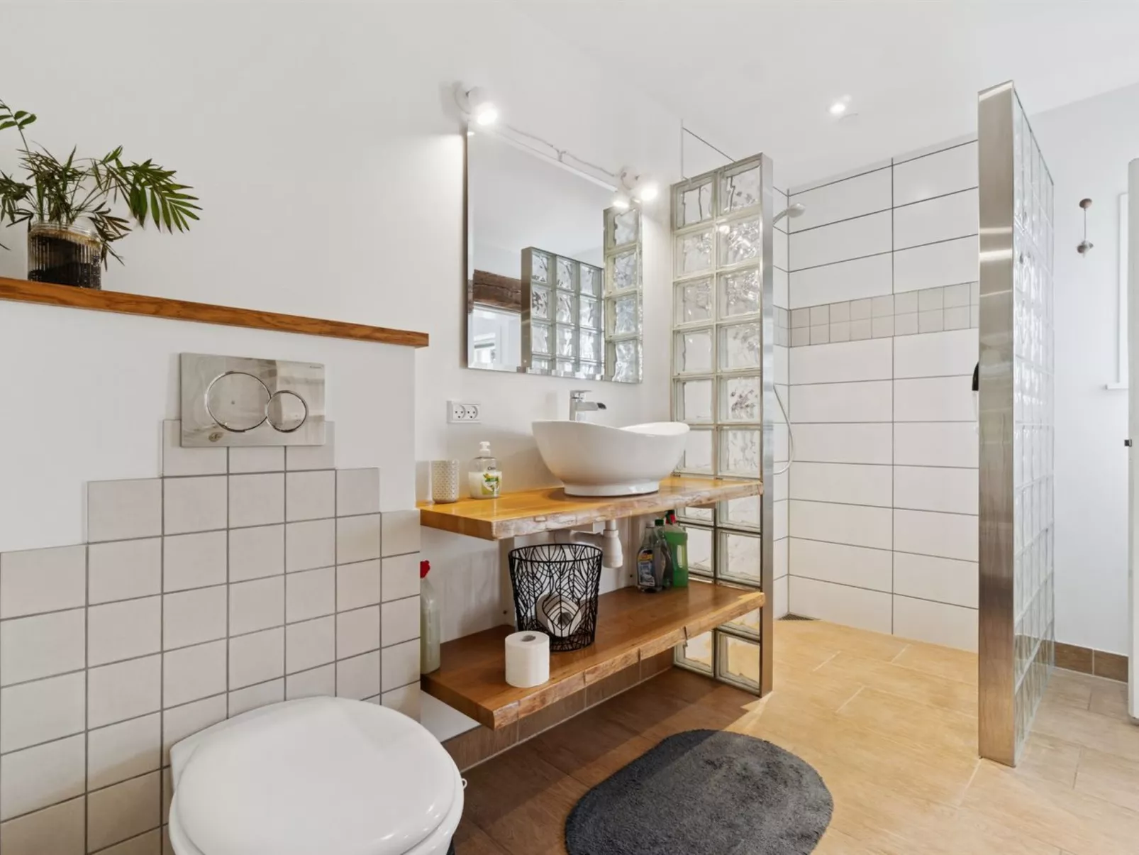 "Ejna" - 400m from the sea-Inside