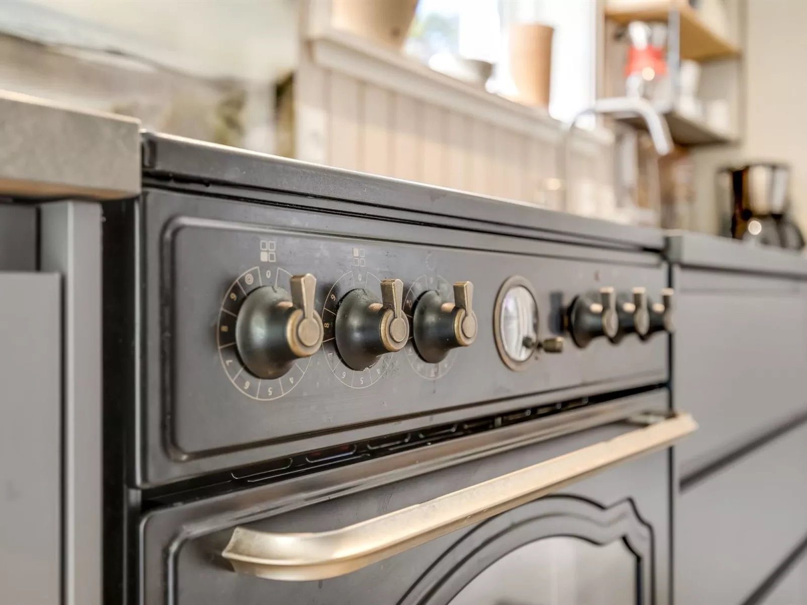 "Hermanni" -  from the sea-Inside