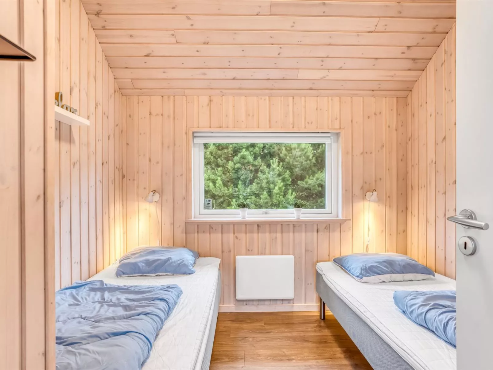 "Imke" - 1km from the sea-Inside