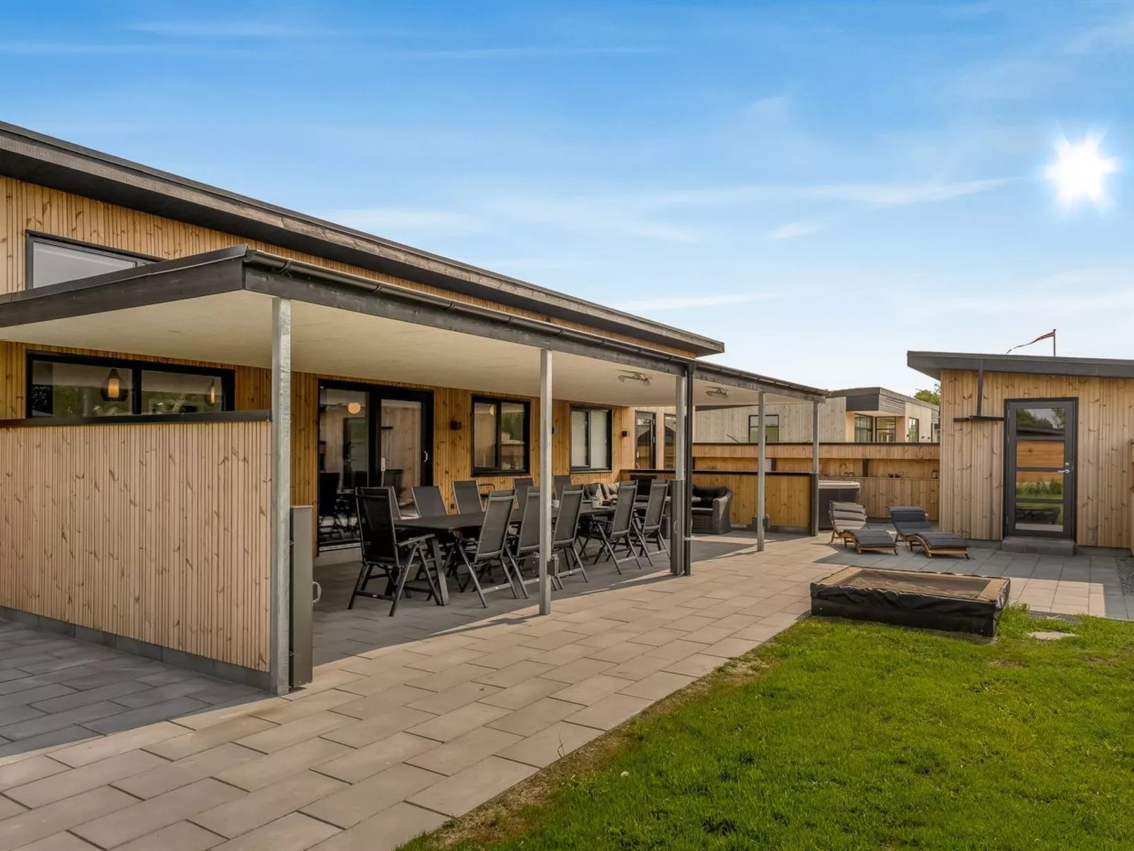 "Elevus" -  from the sea-Outside