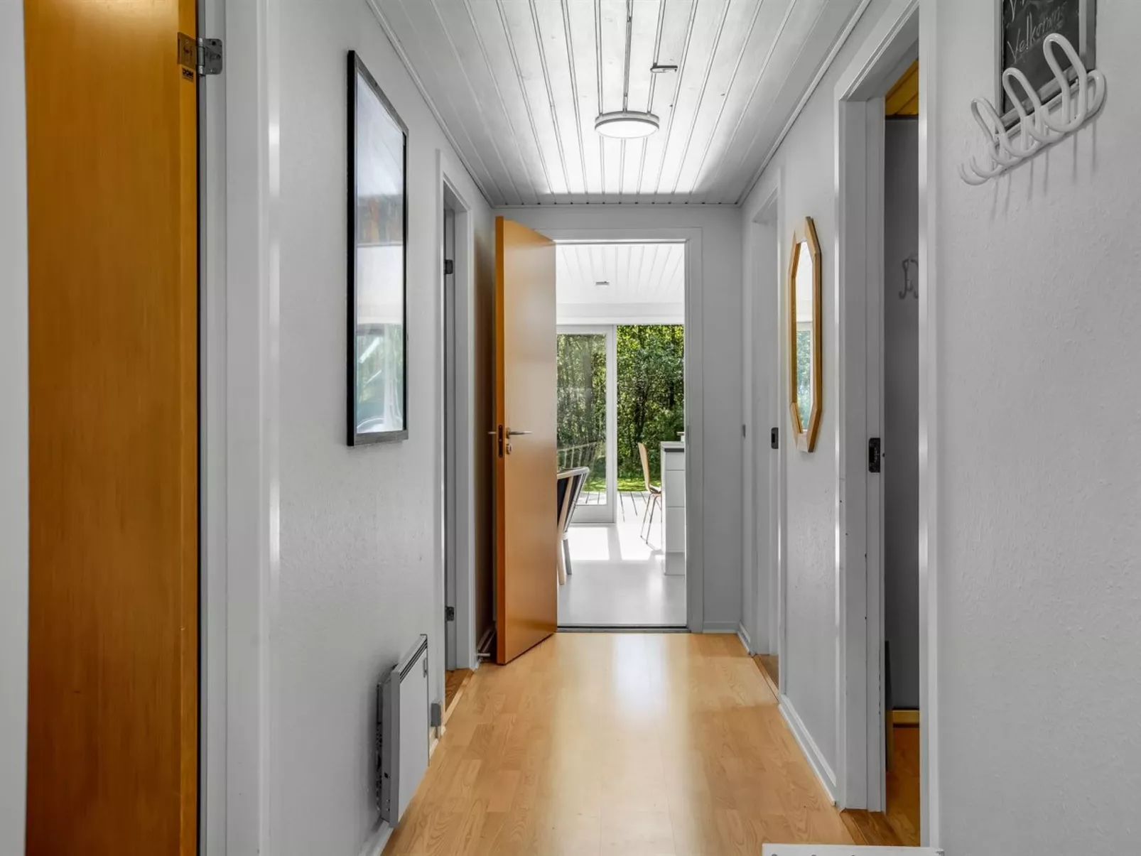 "Dimo" - 30km from the sea-Inside