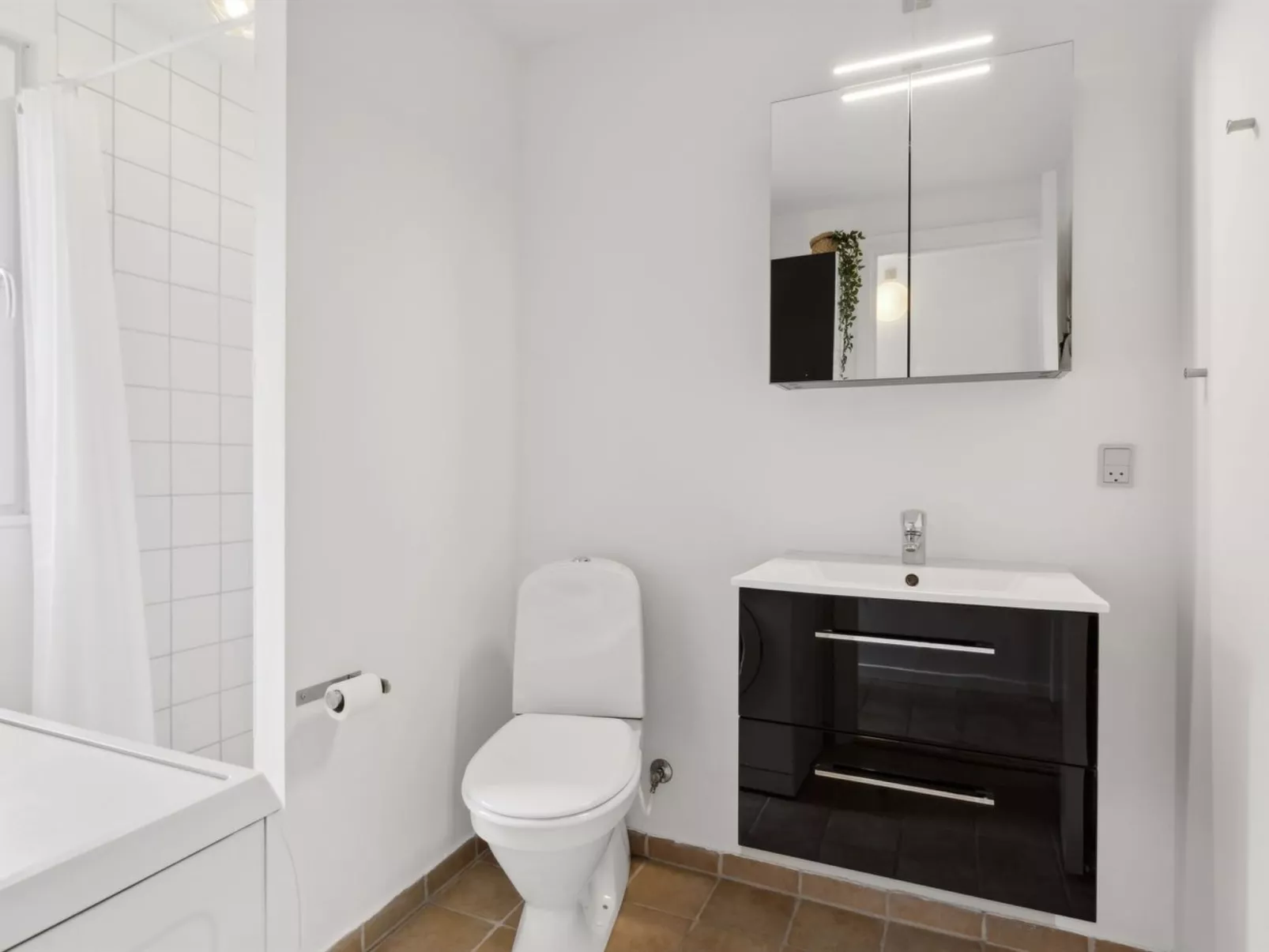 "Merrit" - 350m from the sea-Dedans