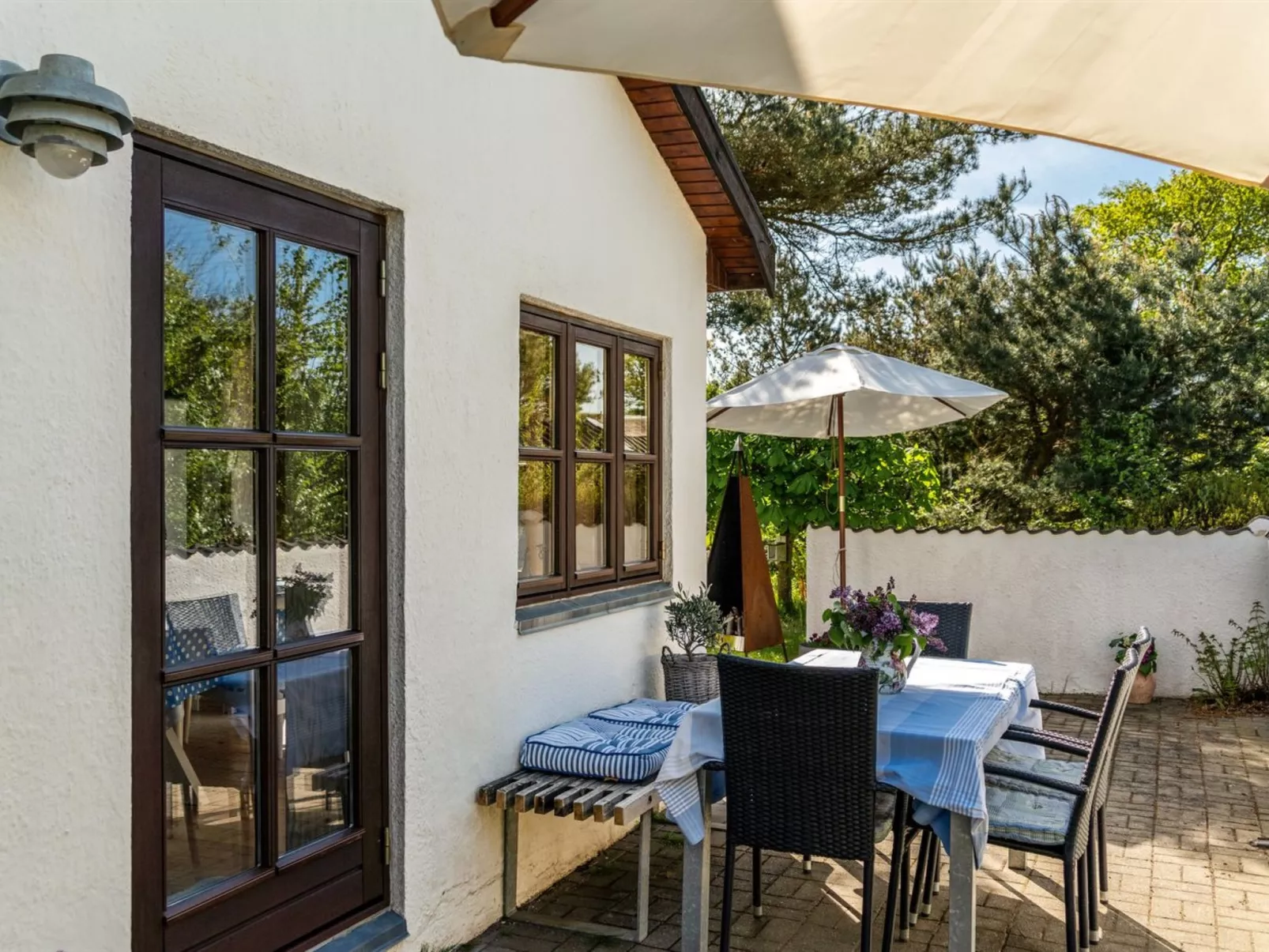 "Gunnild" -  from the sea-Draußen