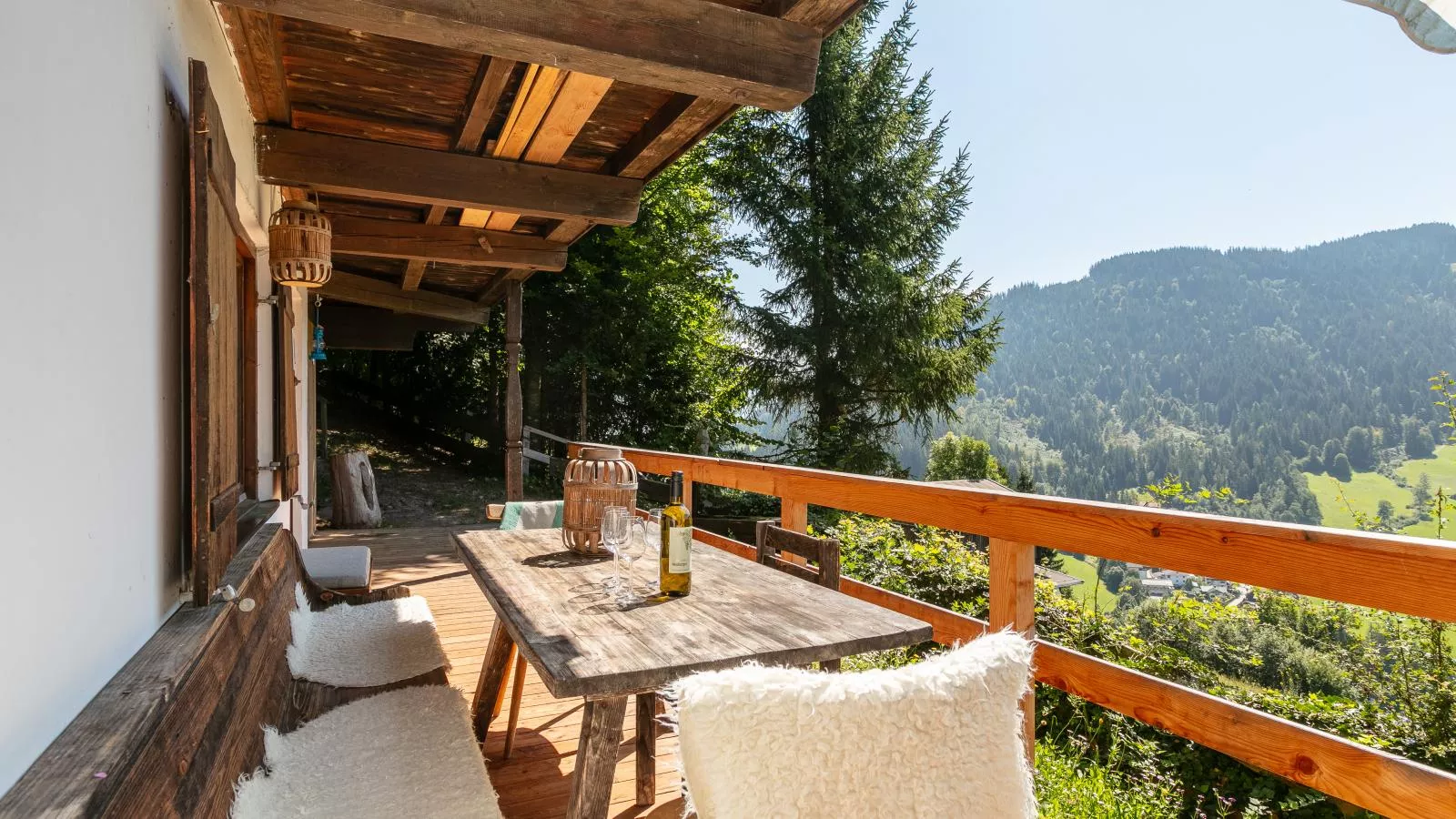 Sonnenhütte unten-Terrace balcony