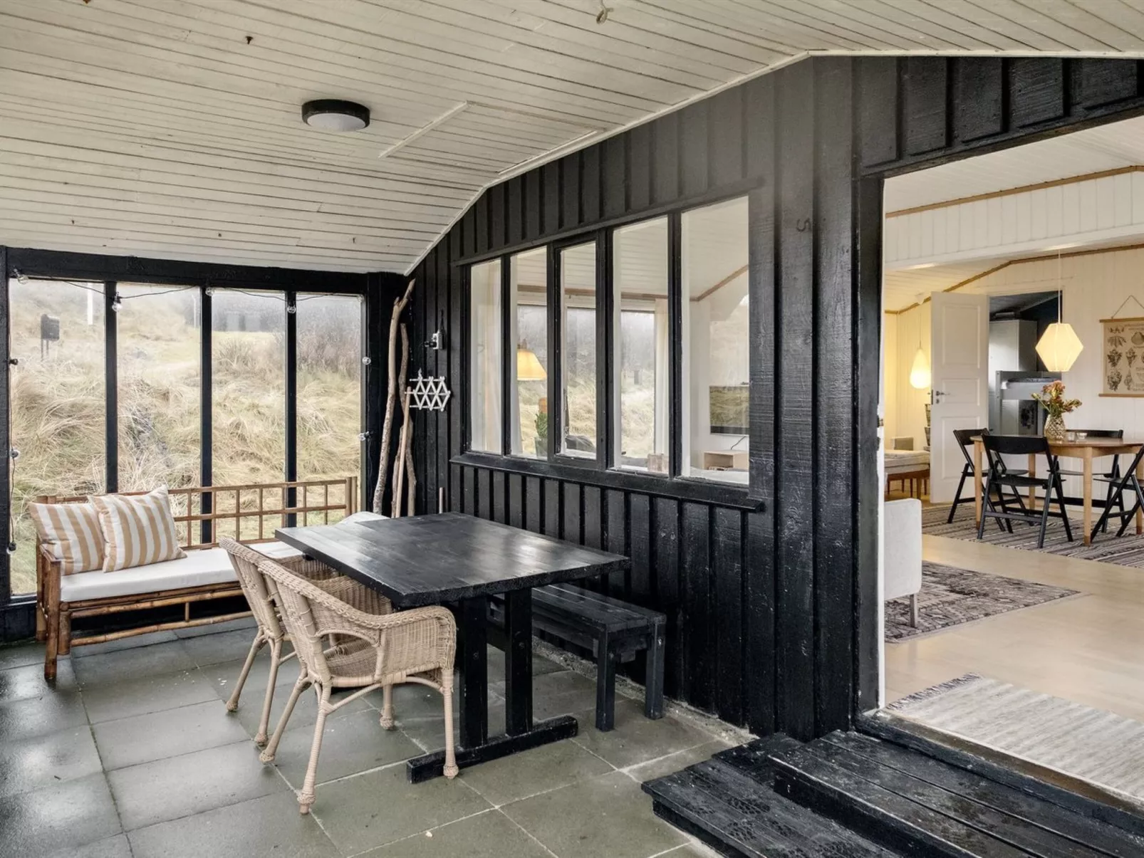 "Aarno" - 120m from the sea-Dedans